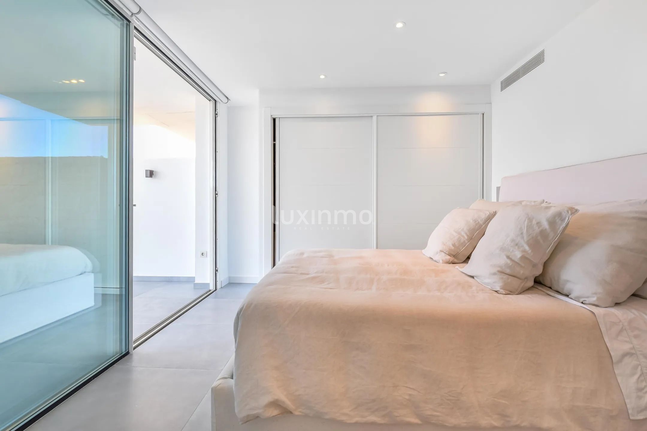 Superbe penthouse avec vue sur la mer à Cala Vadella — photo 10