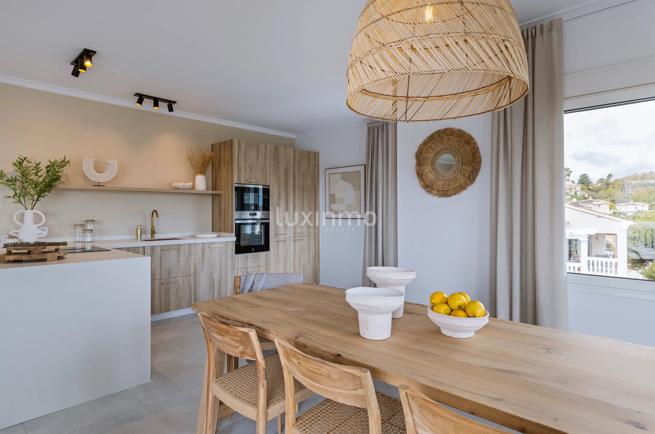 Потрясающий двухквартирный дом с 4 спальнями и видом на море в Хавеа — photo 9