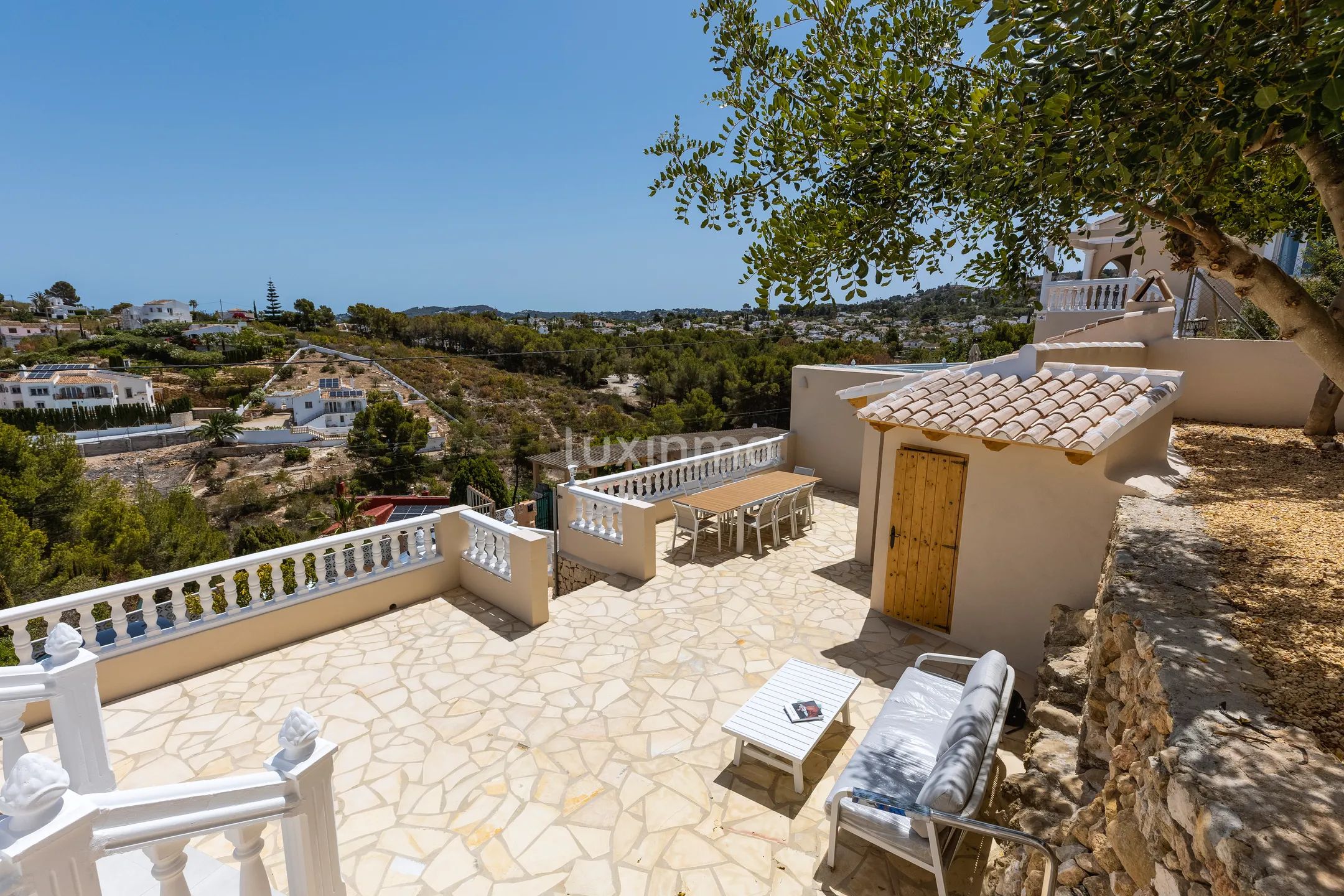 Потрясающий двухквартирный дом с 4 спальнями и видом на море в Хавеа — photo 31