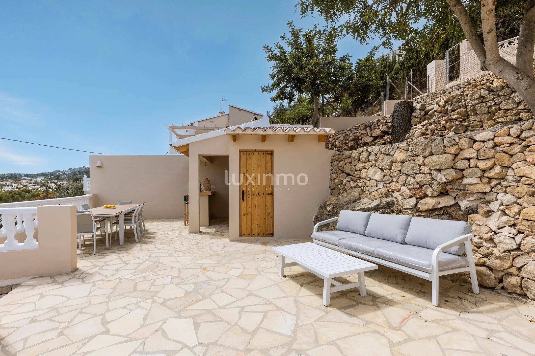 Потрясающий двухквартирный дом с 4 спальнями и видом на море в Хавеа — photo 32