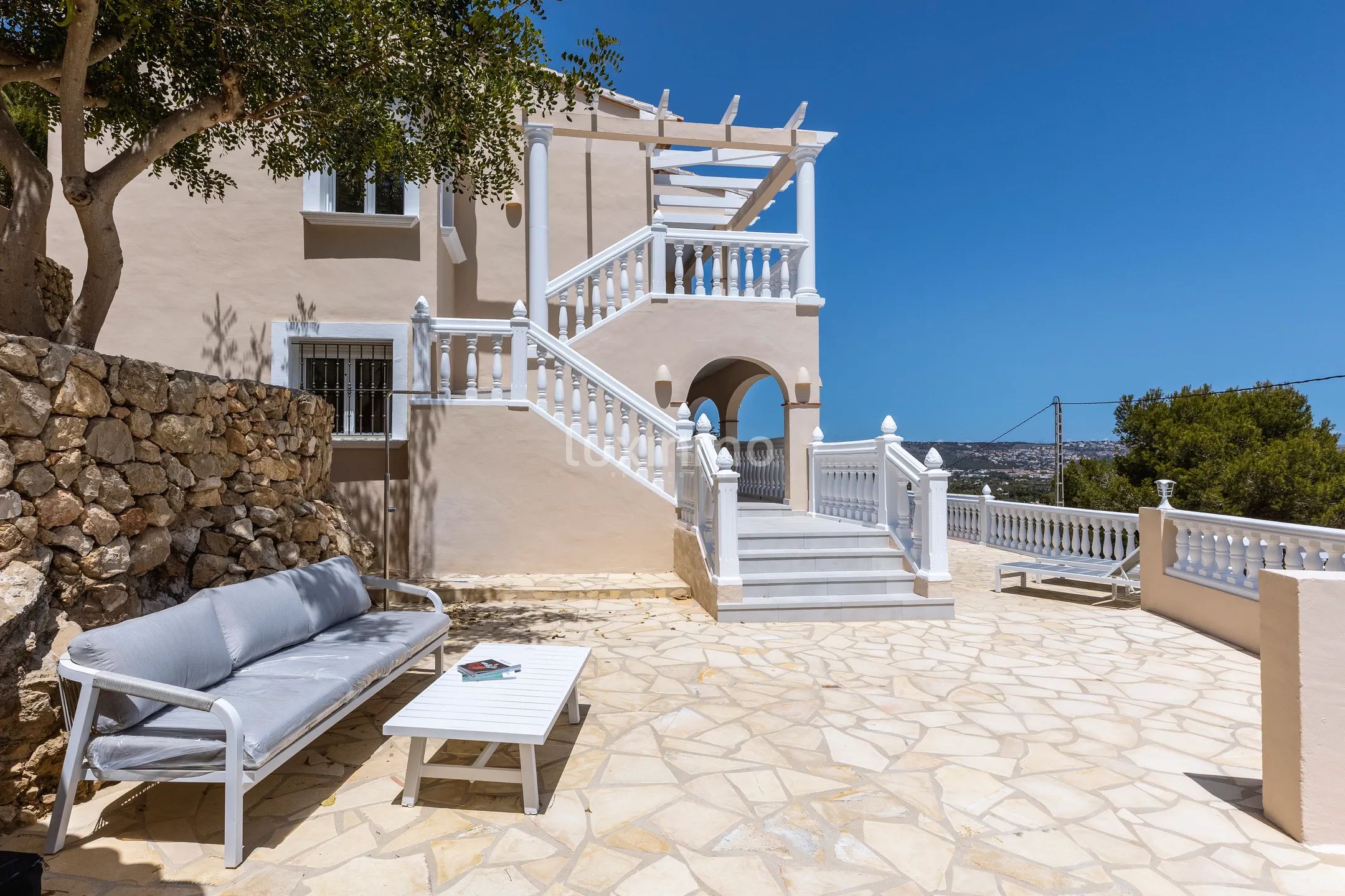 Stunning 4-Bedroom Semi-Detached House with Sea Views in Jávea — photo 36
