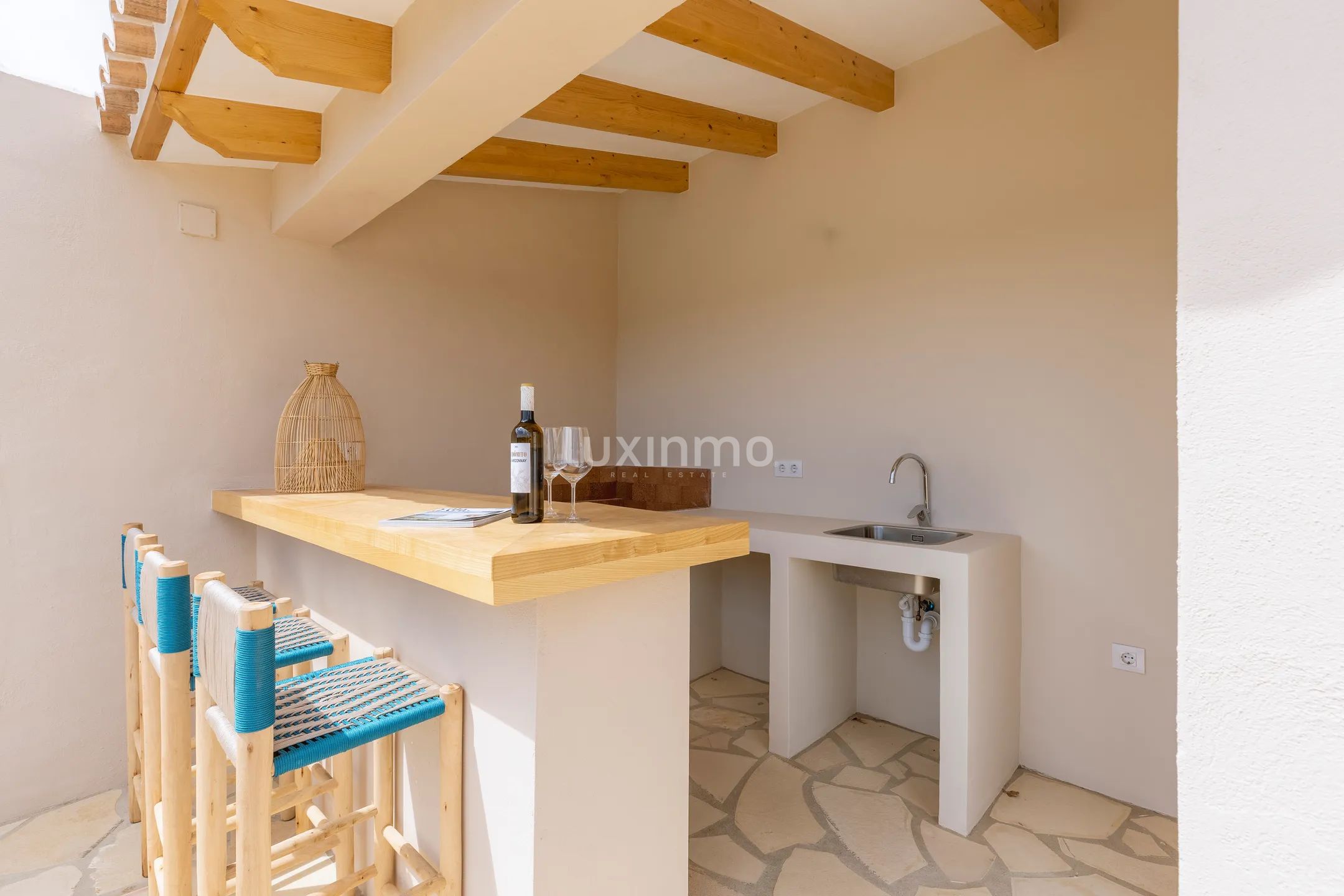 Потрясающий двухквартирный дом с 4 спальнями и видом на море в Хавеа — photo 34