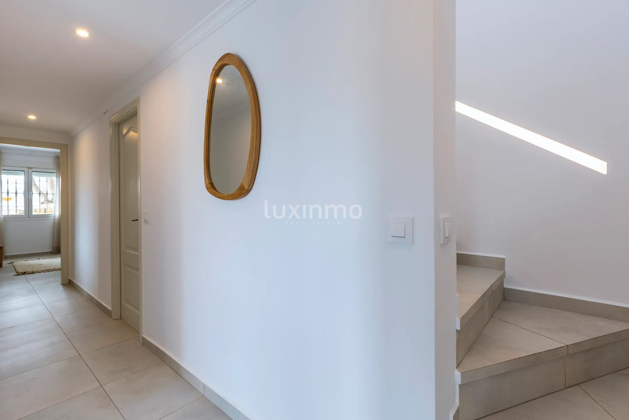 Потрясающий двухквартирный дом с 4 спальнями и видом на море в Хавеа — photo 19