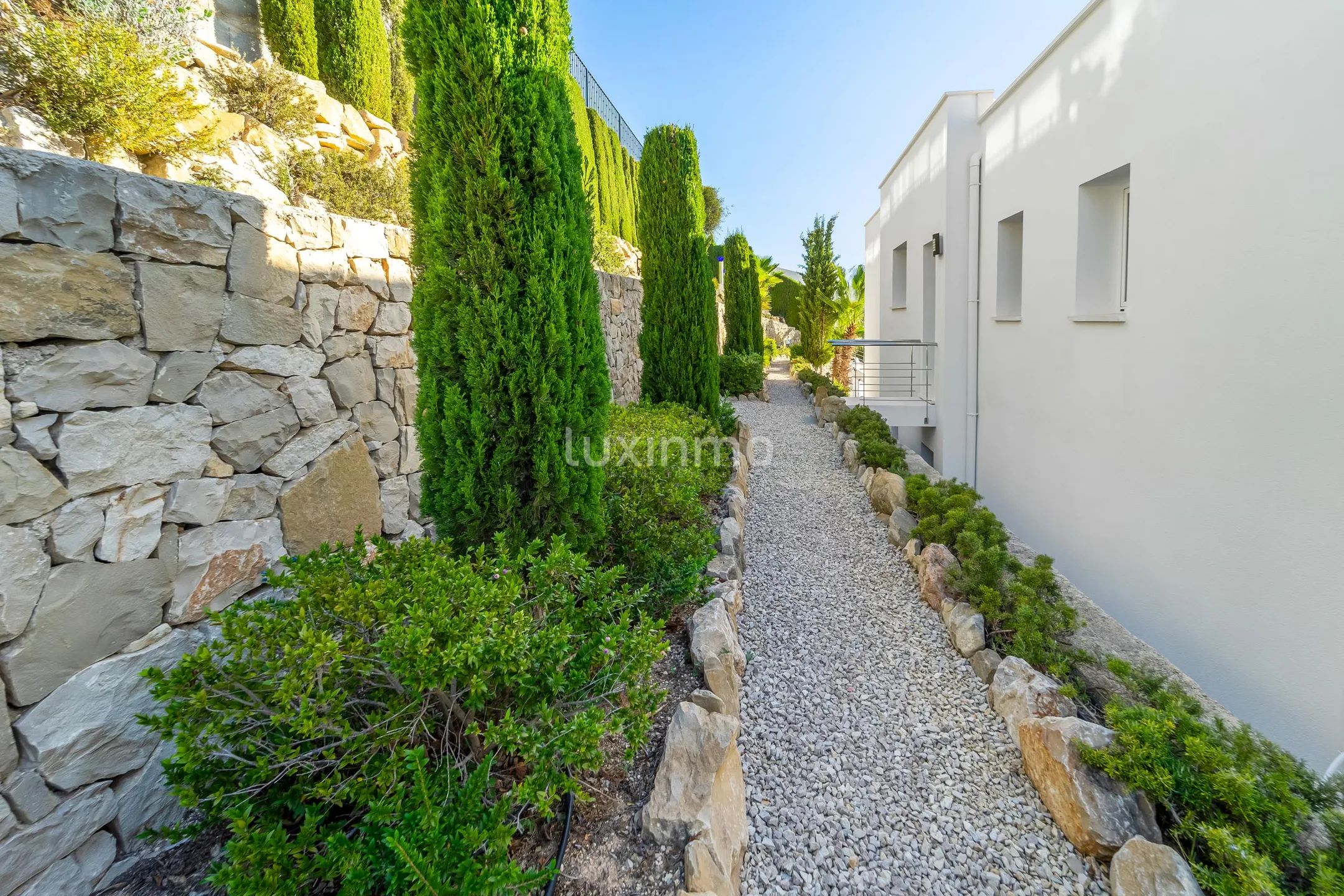 VILLA IN EINER DER BESTEN GEGENDEN VON BENISSA UND CALPE MIT PANORAMABLICK — photo 32