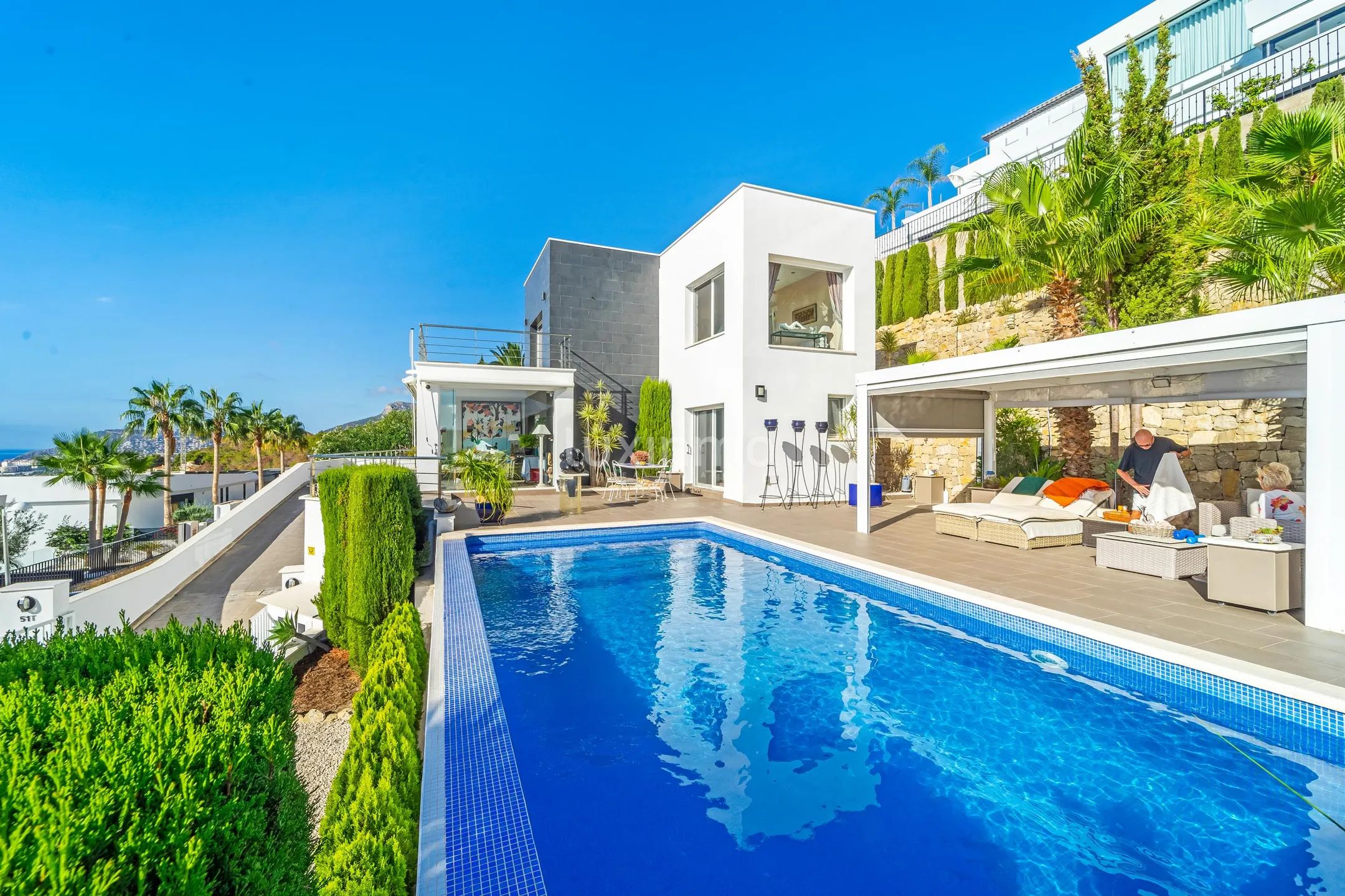 VILLA IN EINER DER BESTEN GEGENDEN VON BENISSA UND CALPE MIT PANORAMABLICK — photo 1