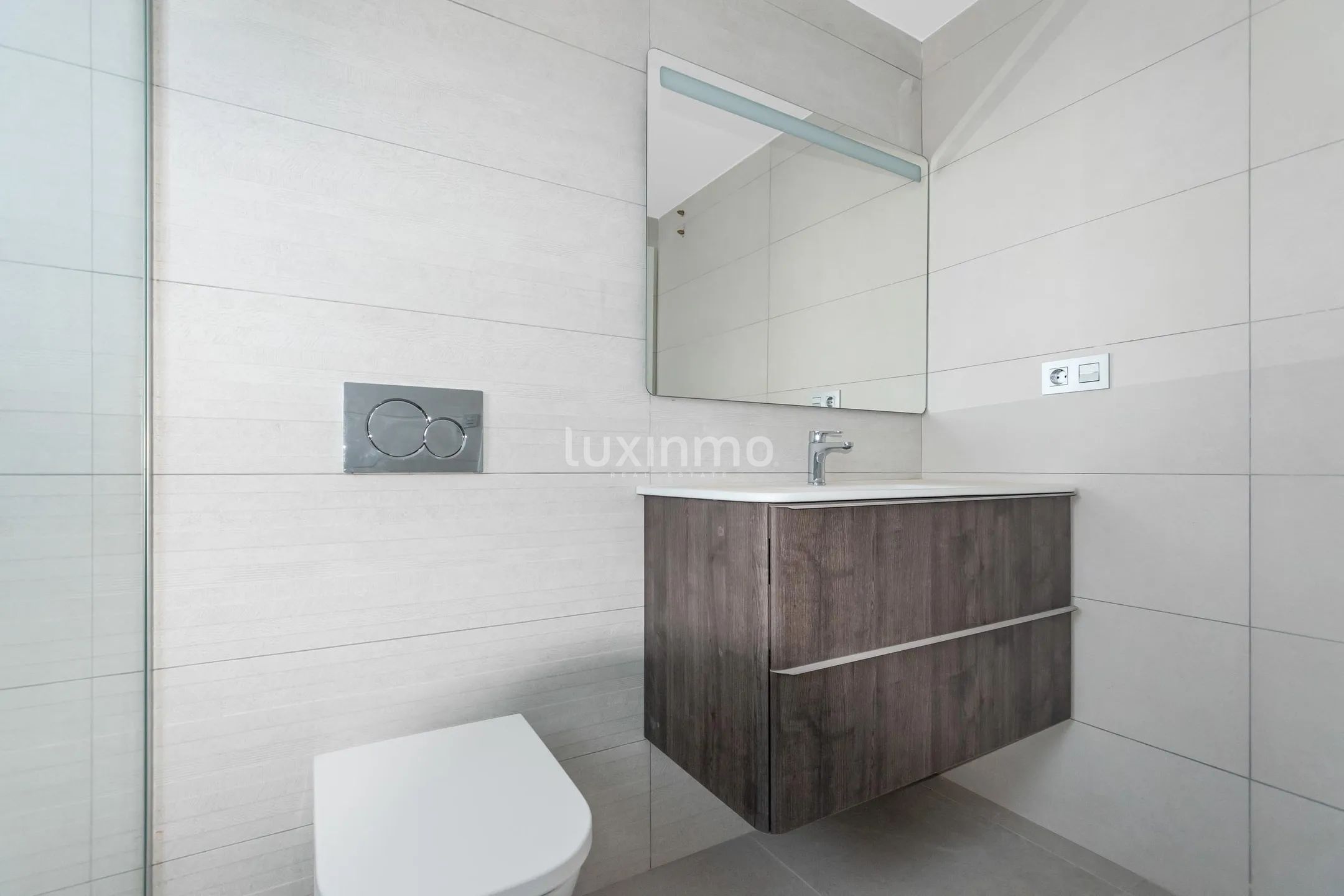 Красивая вилла с бассейном на продажу Албир — photo 17