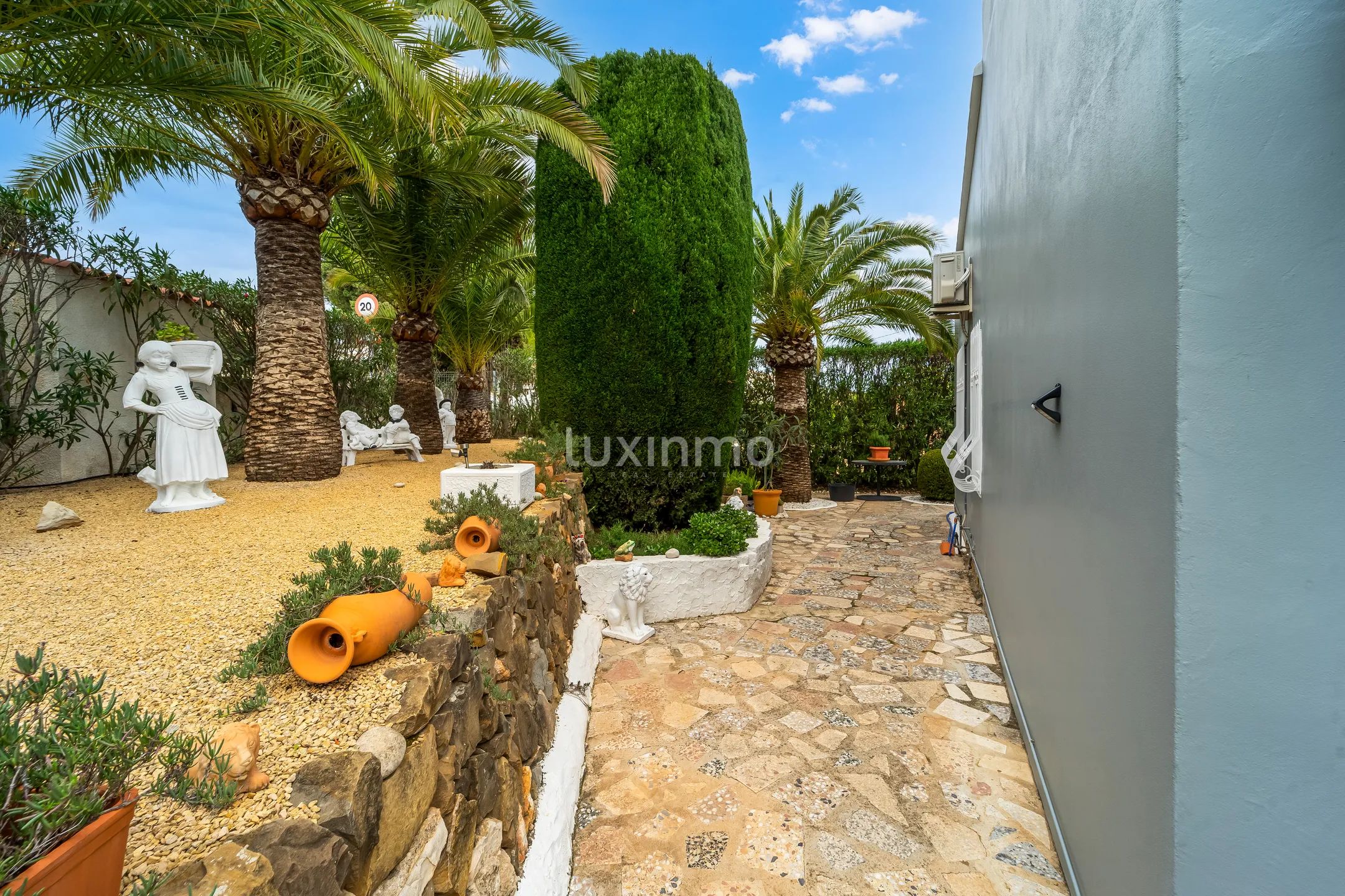 Villa con vistas al mar a 2km de la playa Arenal Calpe — photo 26