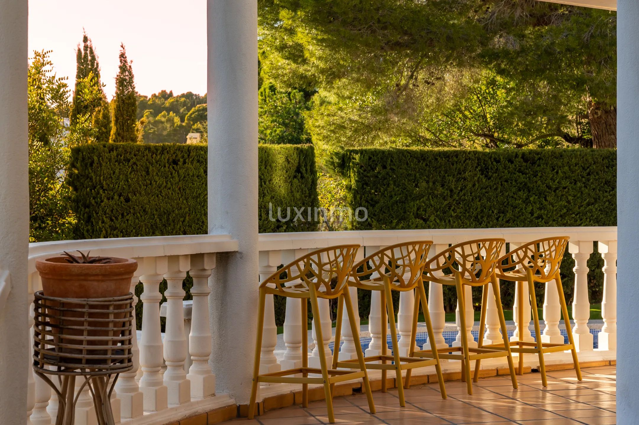 Villa with pool for sale in Altea — photo 15