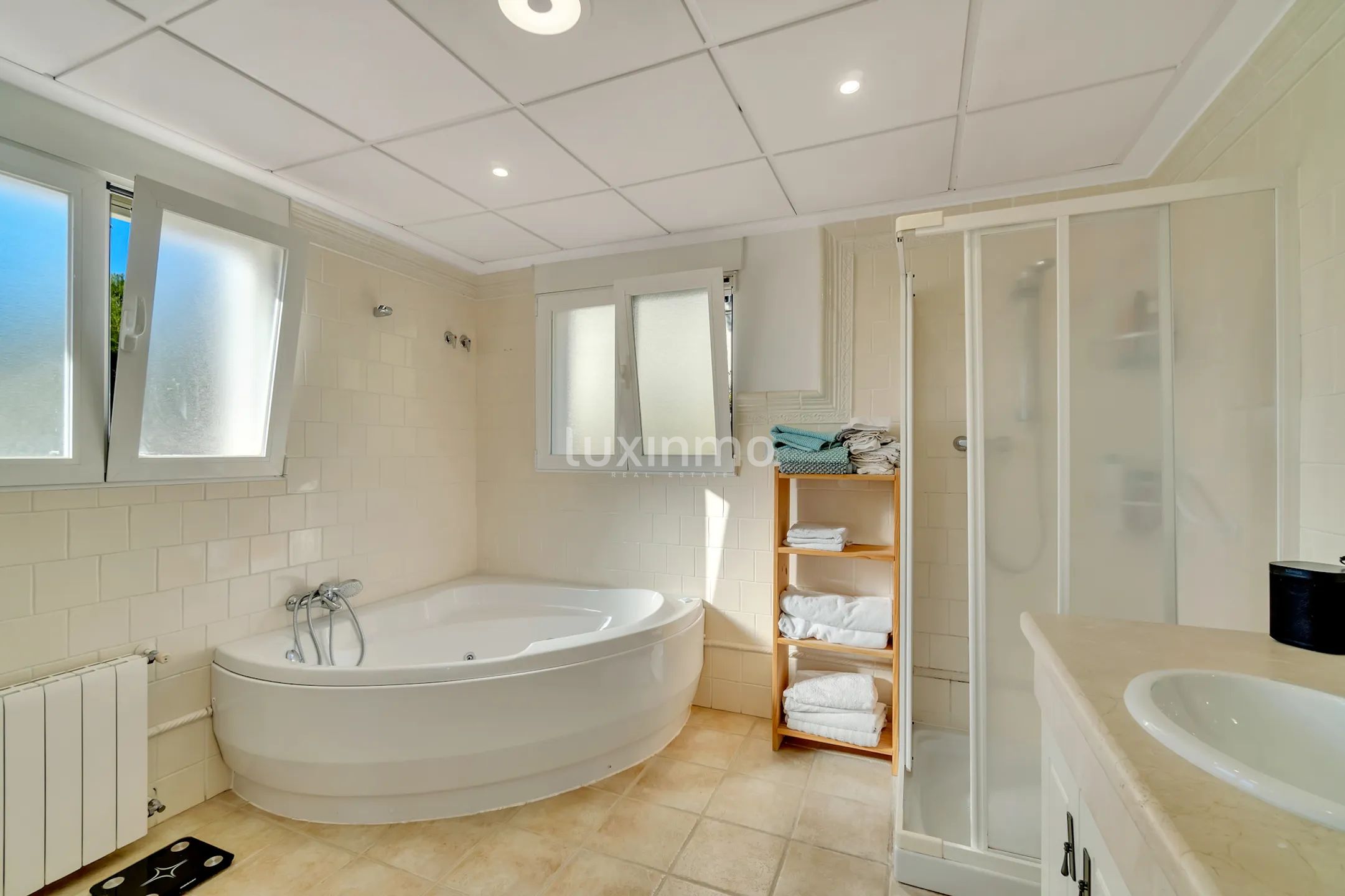 Villa with pool for sale in Altea — photo 24