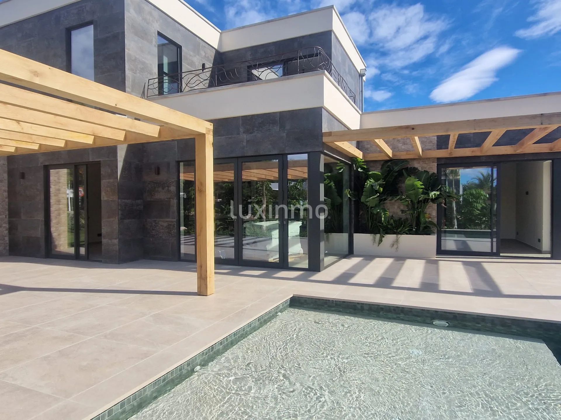 Stunning Modern House in Costa Nova Jávea — photo 2