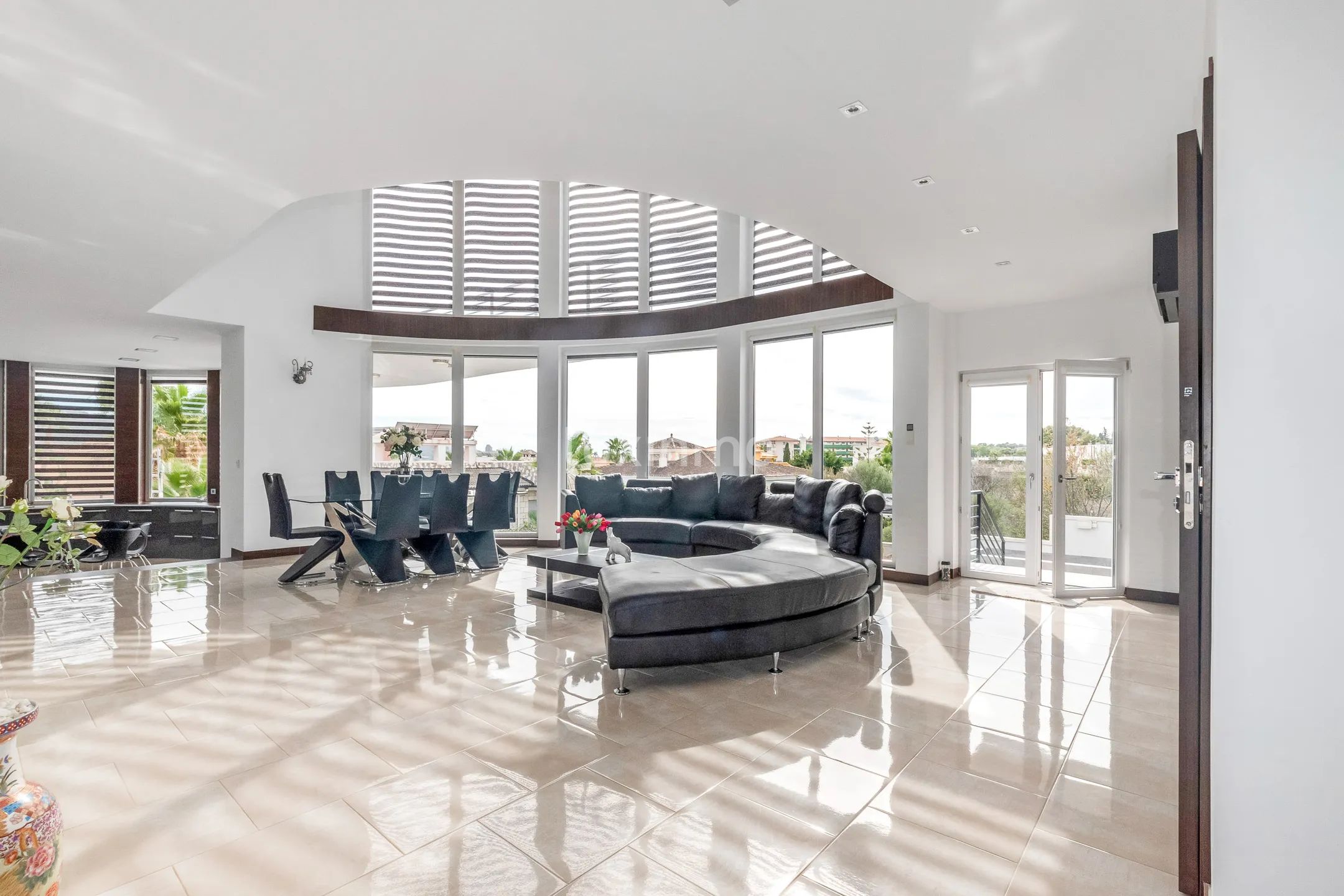 Beautiful modern villa with swimming pool for sale in Alfaz — photo 14