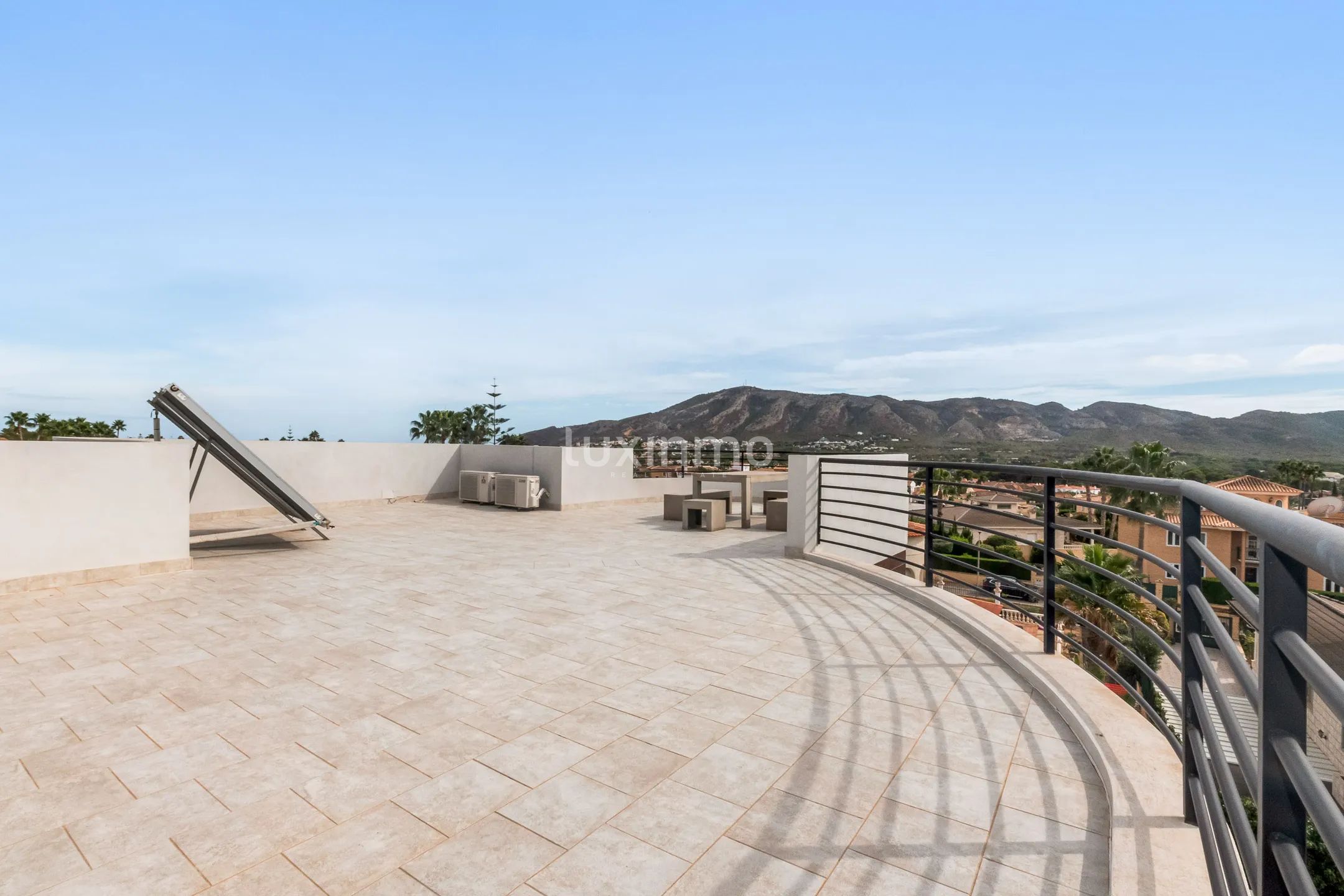Beautiful modern villa with swimming pool for sale in Alfaz — photo 4