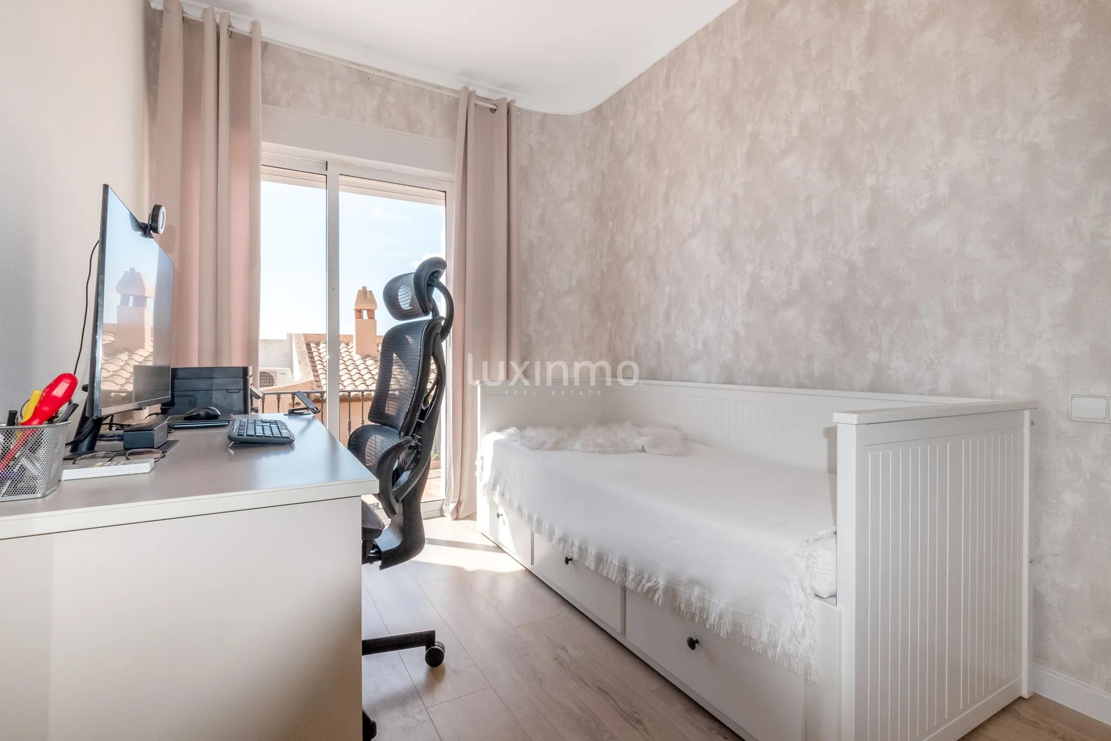 Uroczy dom w zabudowie bliźniaczej z widokiem na morze na sprzedaż w Altea — photo 13