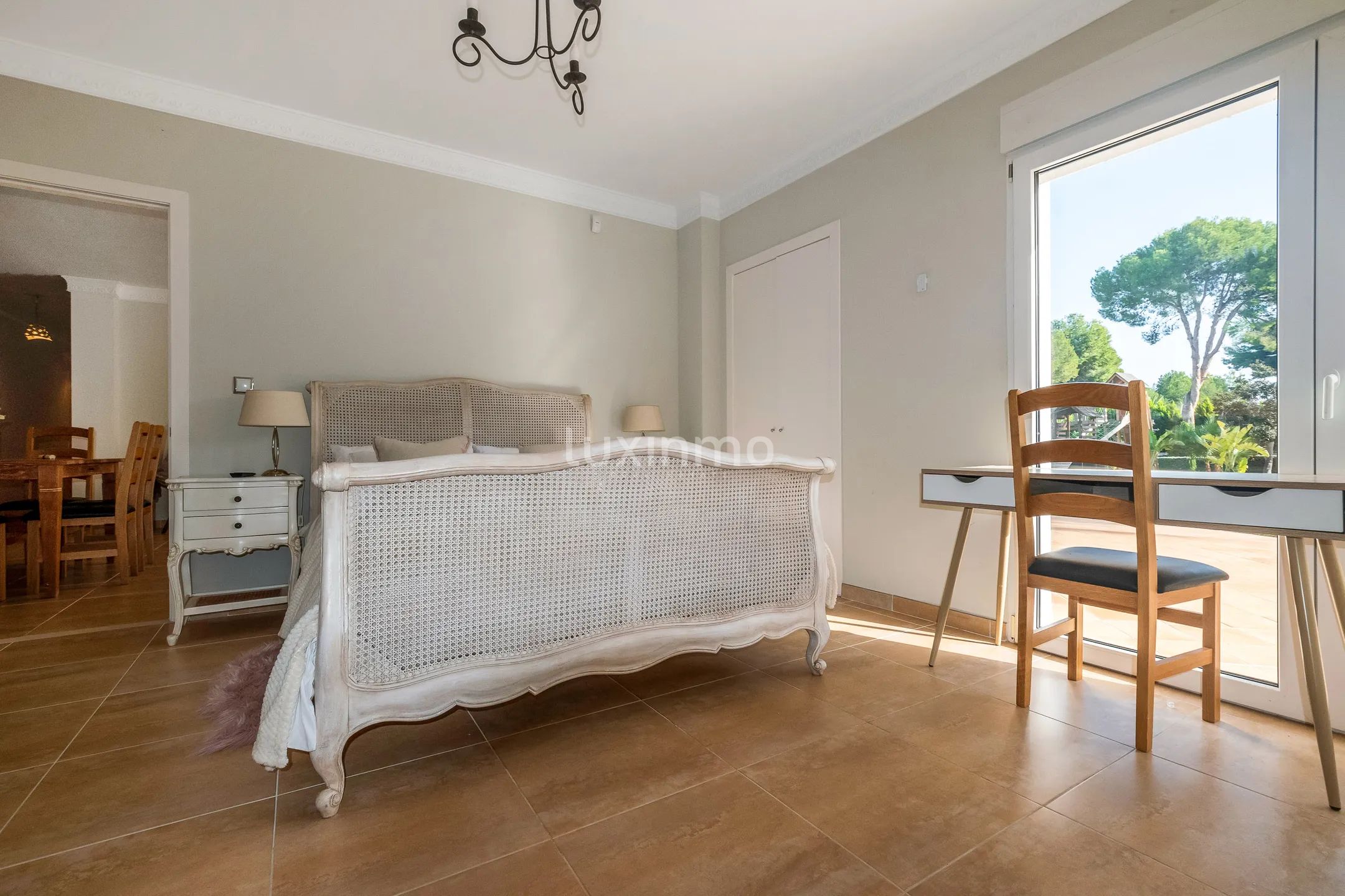 Beautiful mansion with swimming pool for rent in Altea — photo 35