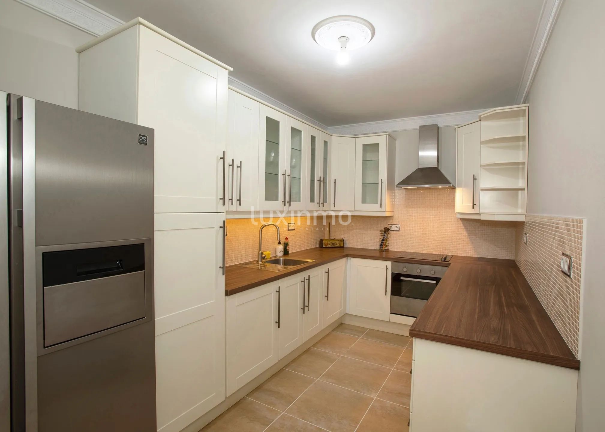 Beautiful mansion with swimming pool for rent in Altea — photo 26