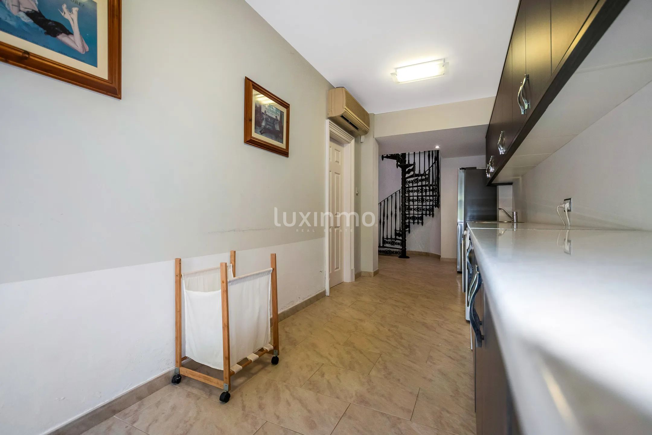 Beautiful mansion with swimming pool for rent in Altea — photo 25