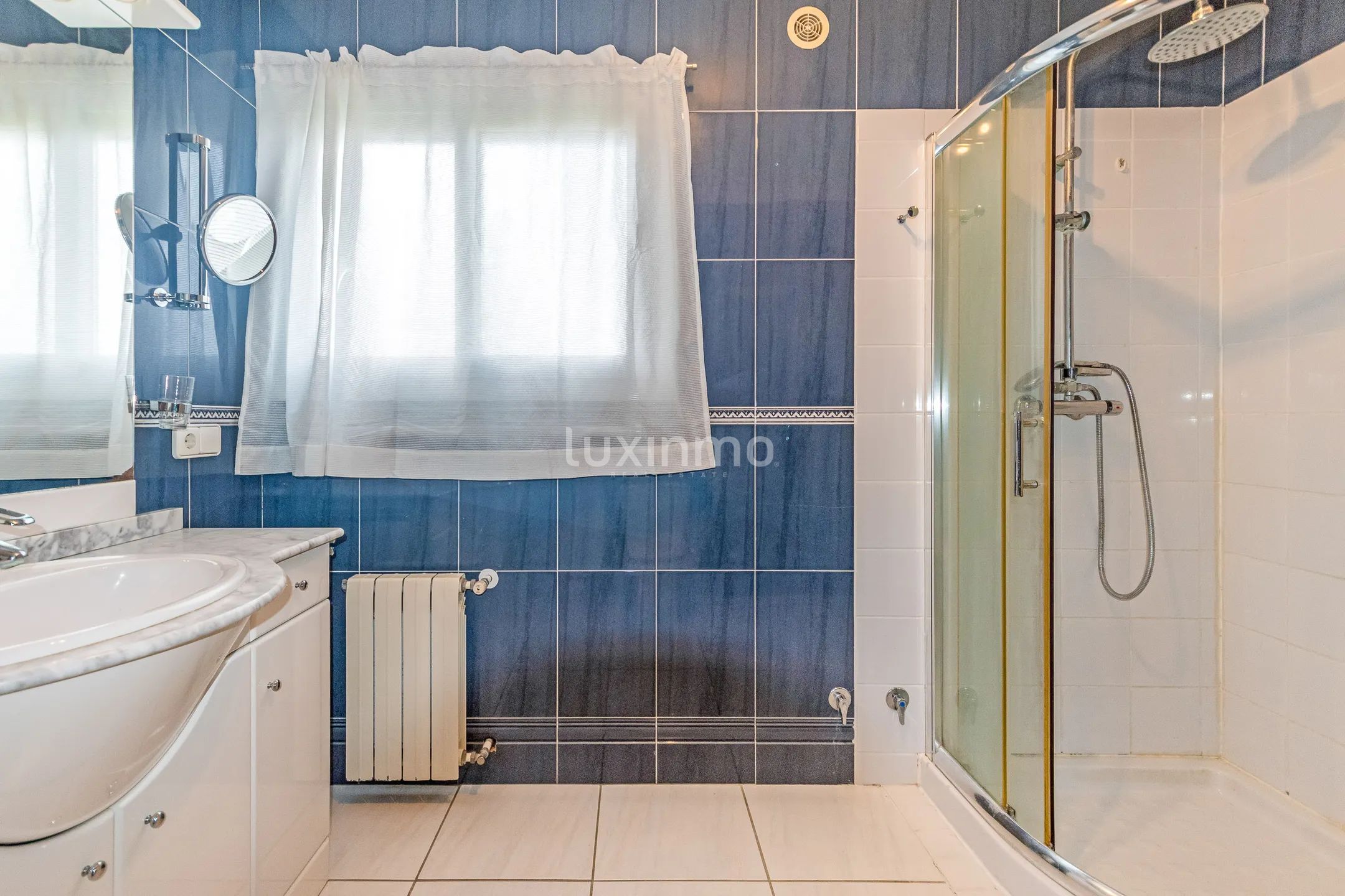 Frittliggende villa med basseng til salgs i Albir — photo 18