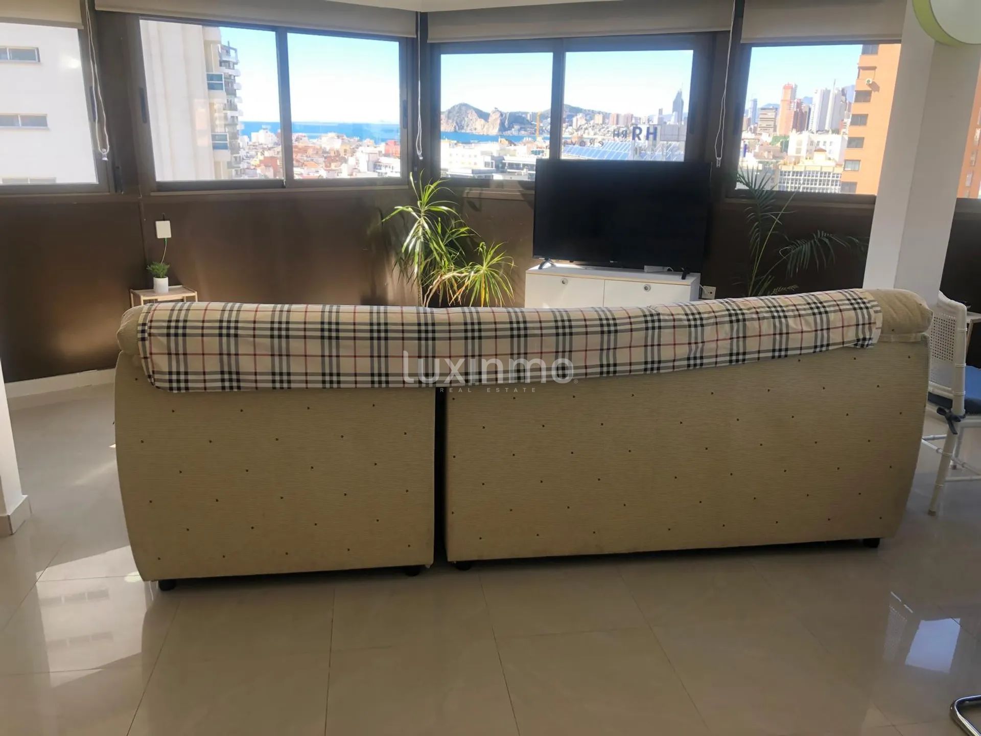 Flat for rent in second line of beach in Benidorm — photo 21