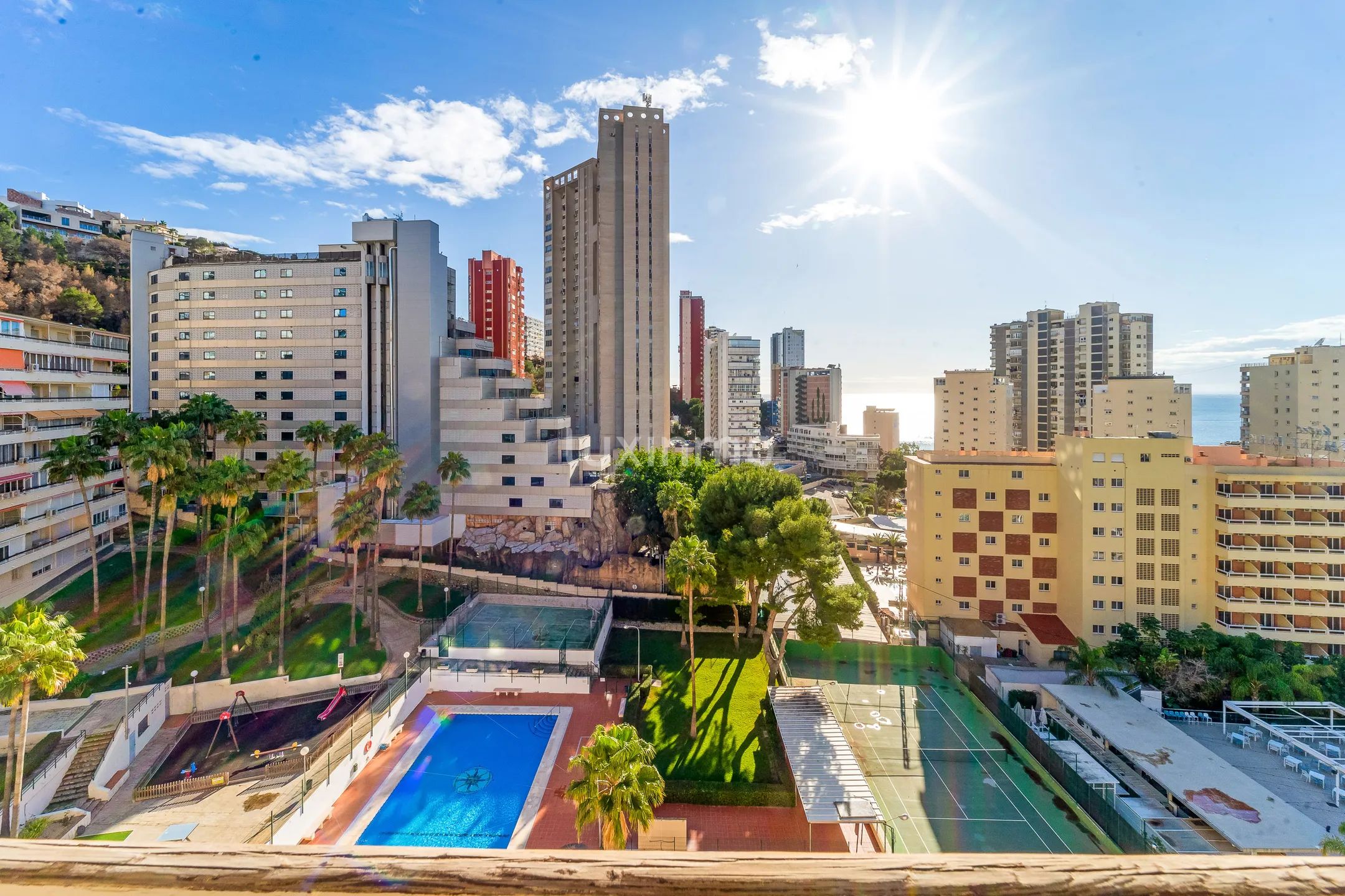 4 bedroom flat on the second line of the beach Benidorm — photo 19