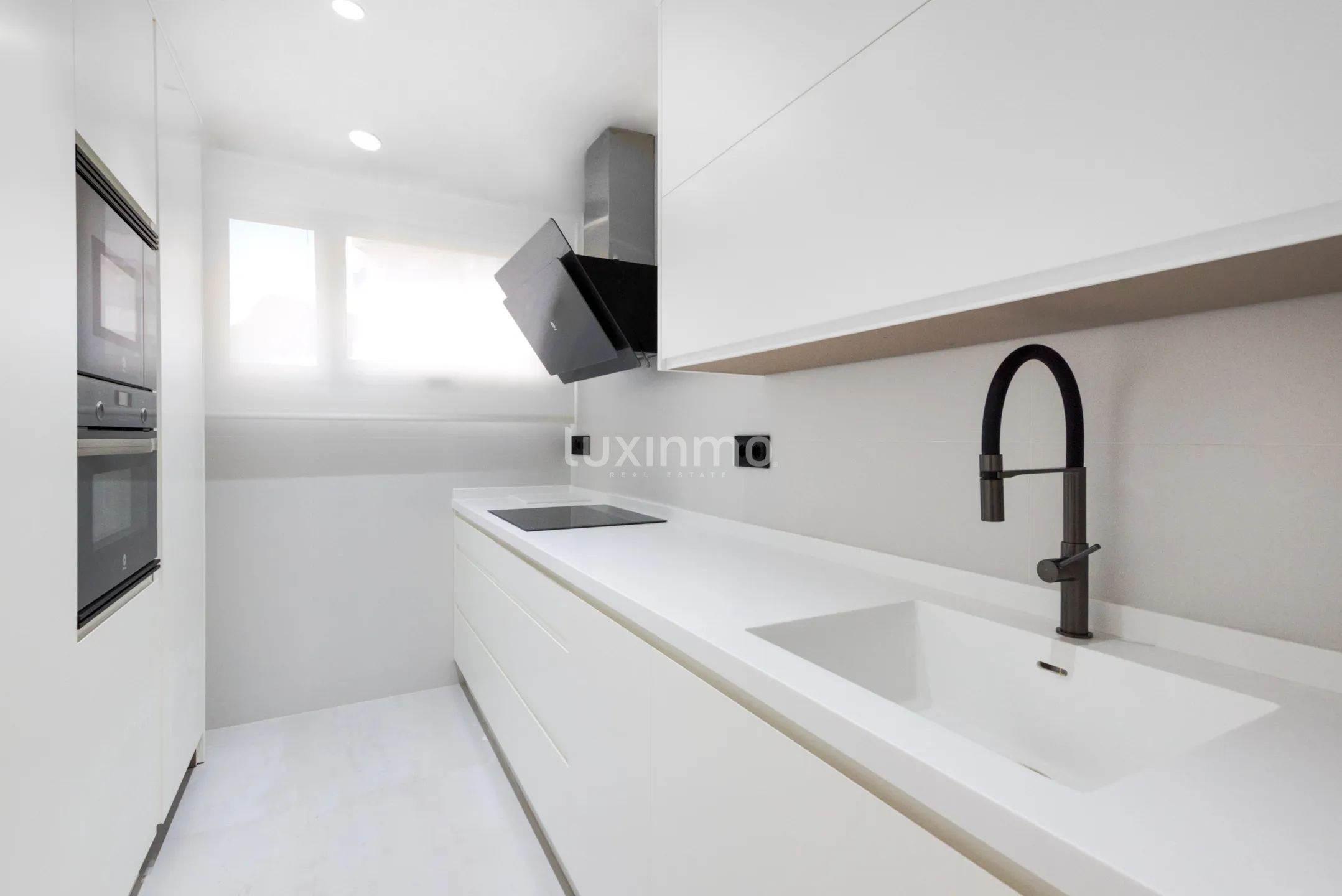 Flat with sea view for sale in Calpe — photo 4