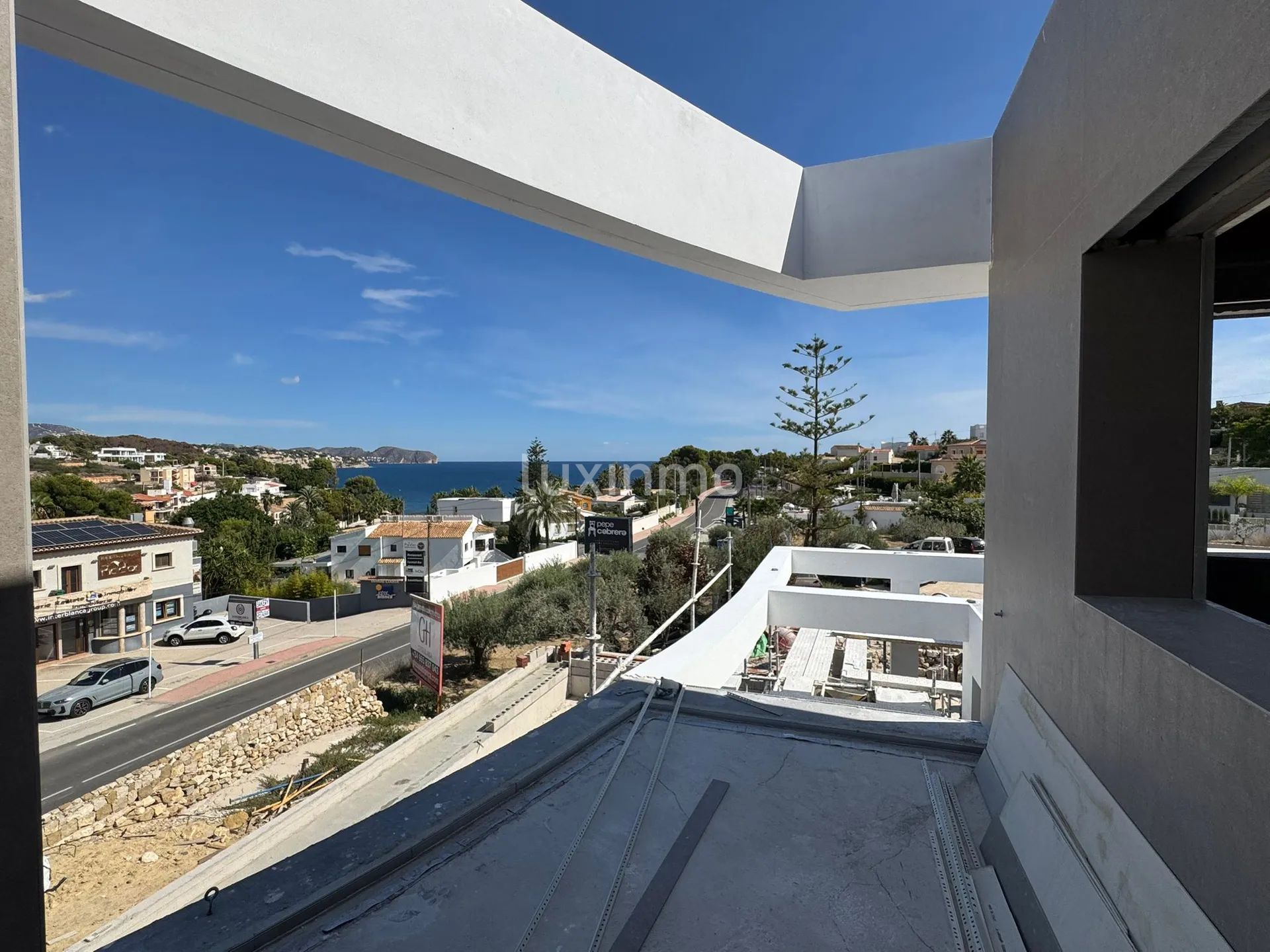 Luxury Villa in La Fustera with Sea Views — photo 7