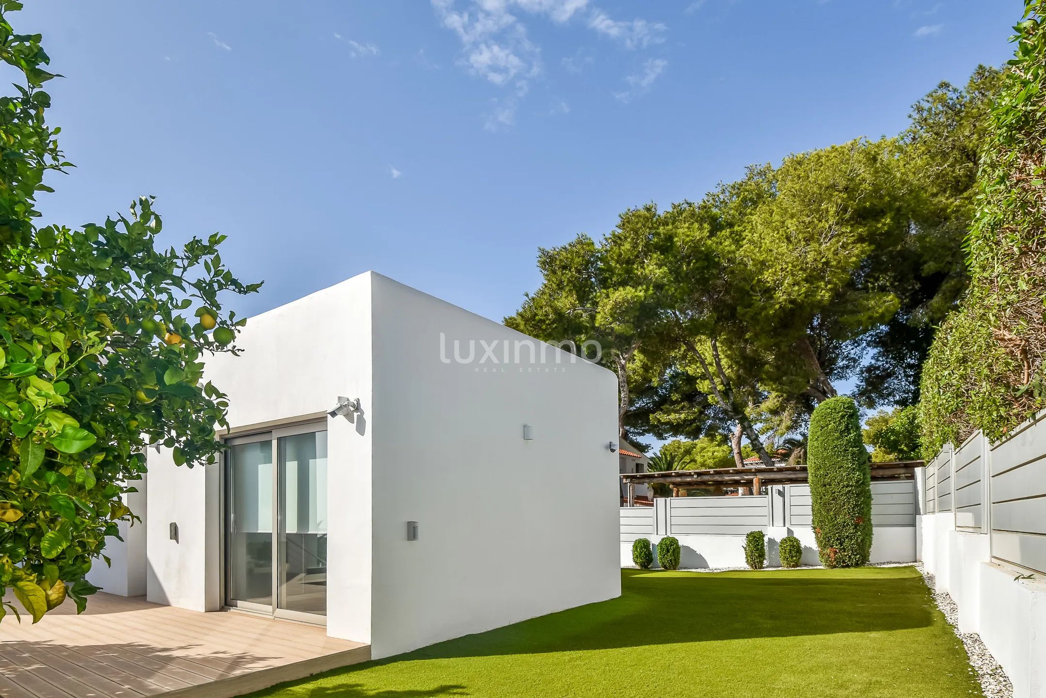 Впечатляющая вилла в Хавеа — photo 12