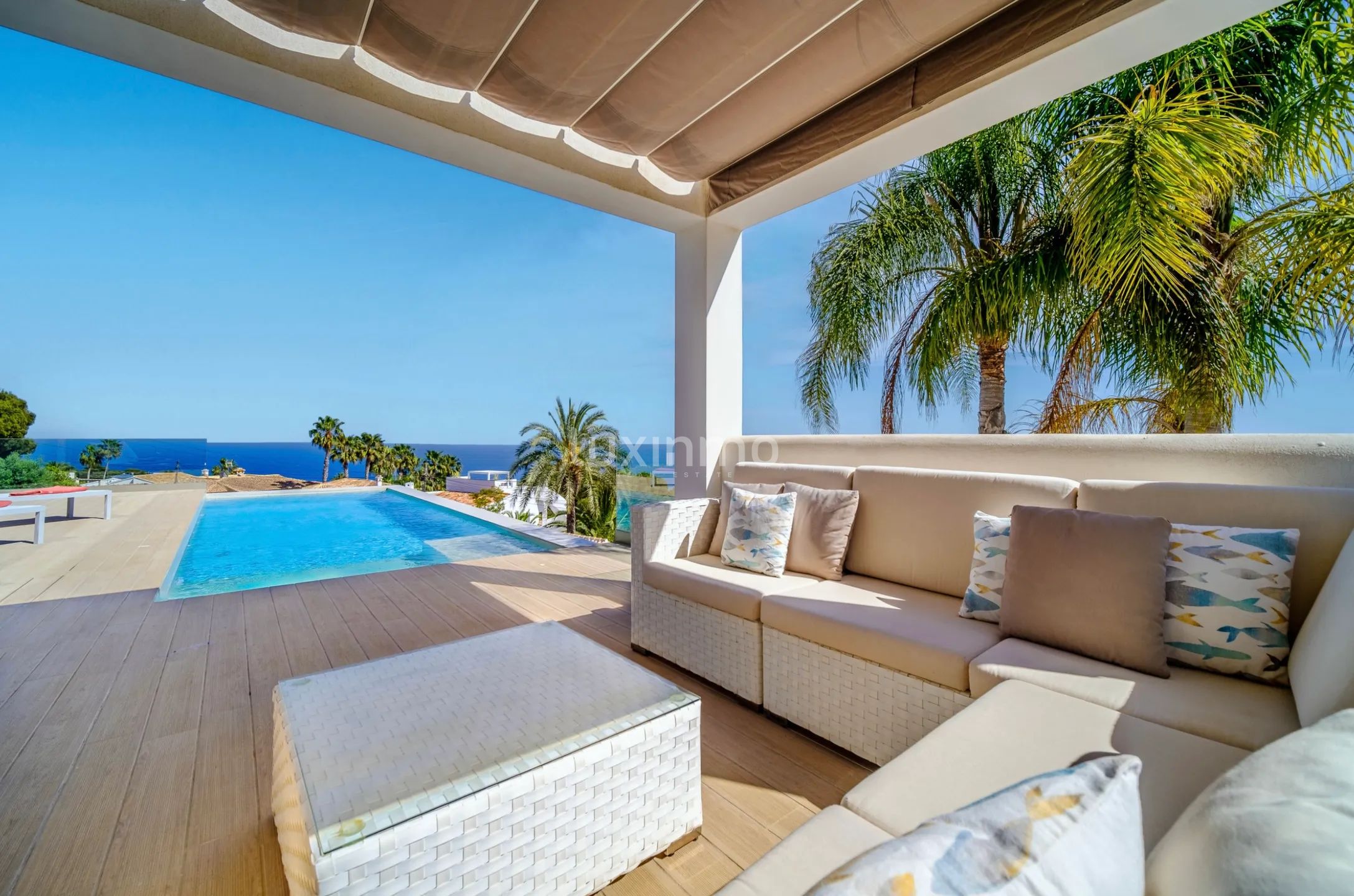 Впечатляющая вилла в Хавеа — photo 10