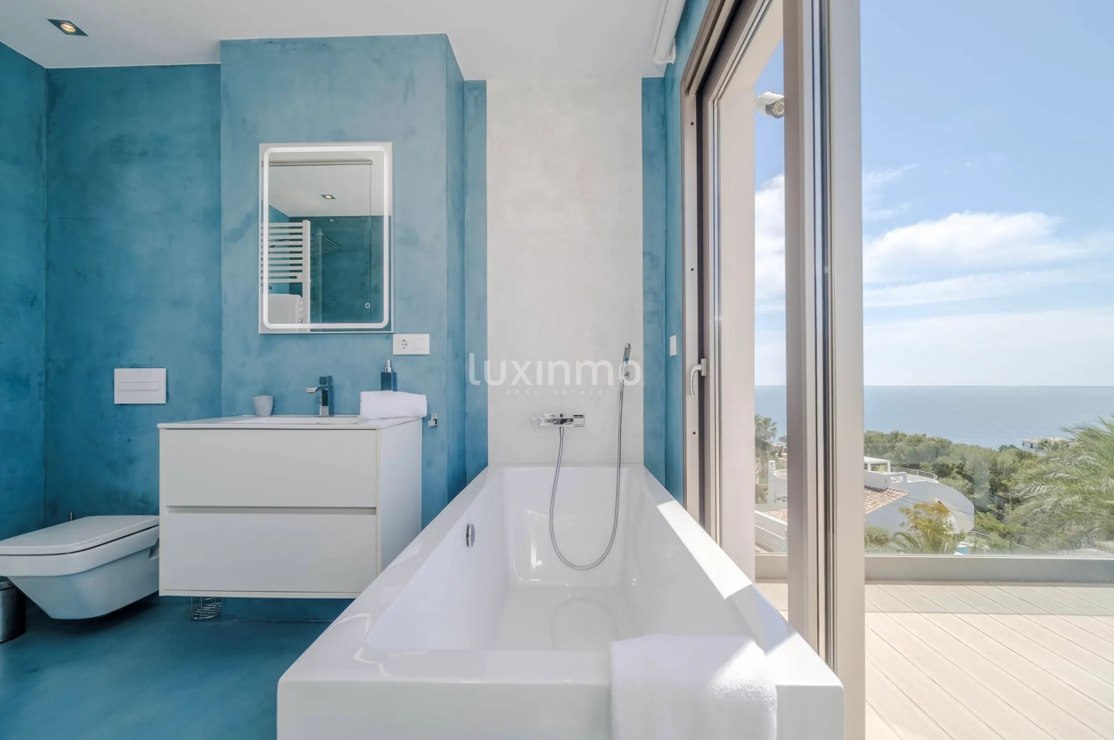 Впечатляющая вилла в Хавеа — photo 9