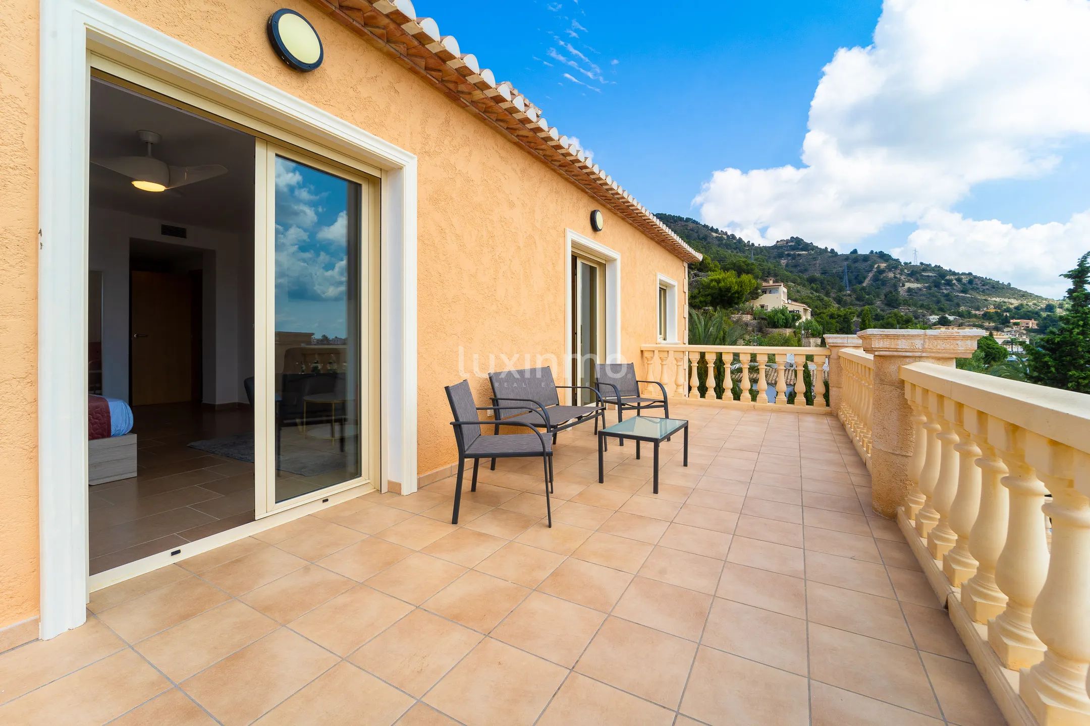 Luxurious colonial villa with sea views in Calpe — photo 52