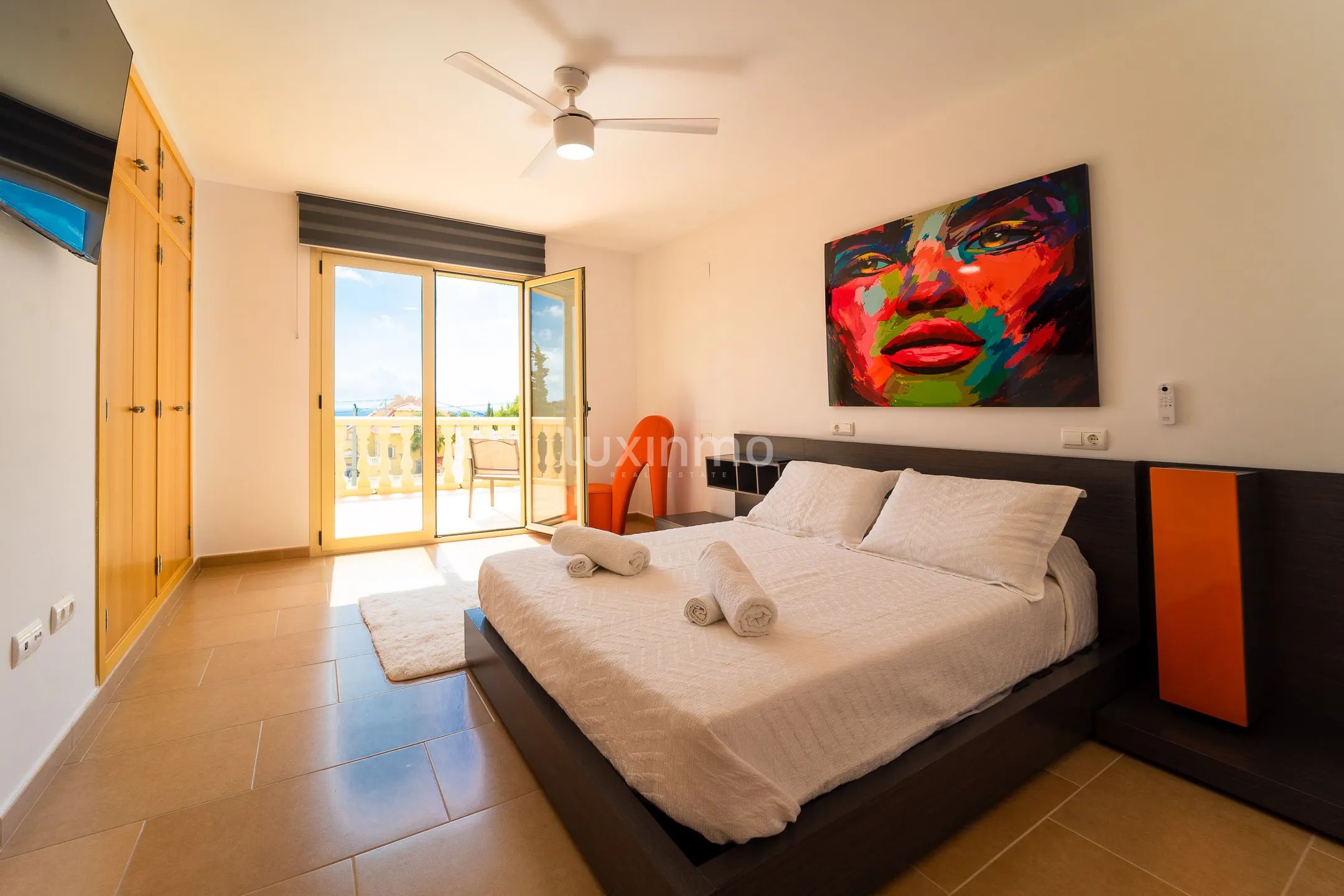 Luxurious colonial villa with sea views in Calpe — photo 42