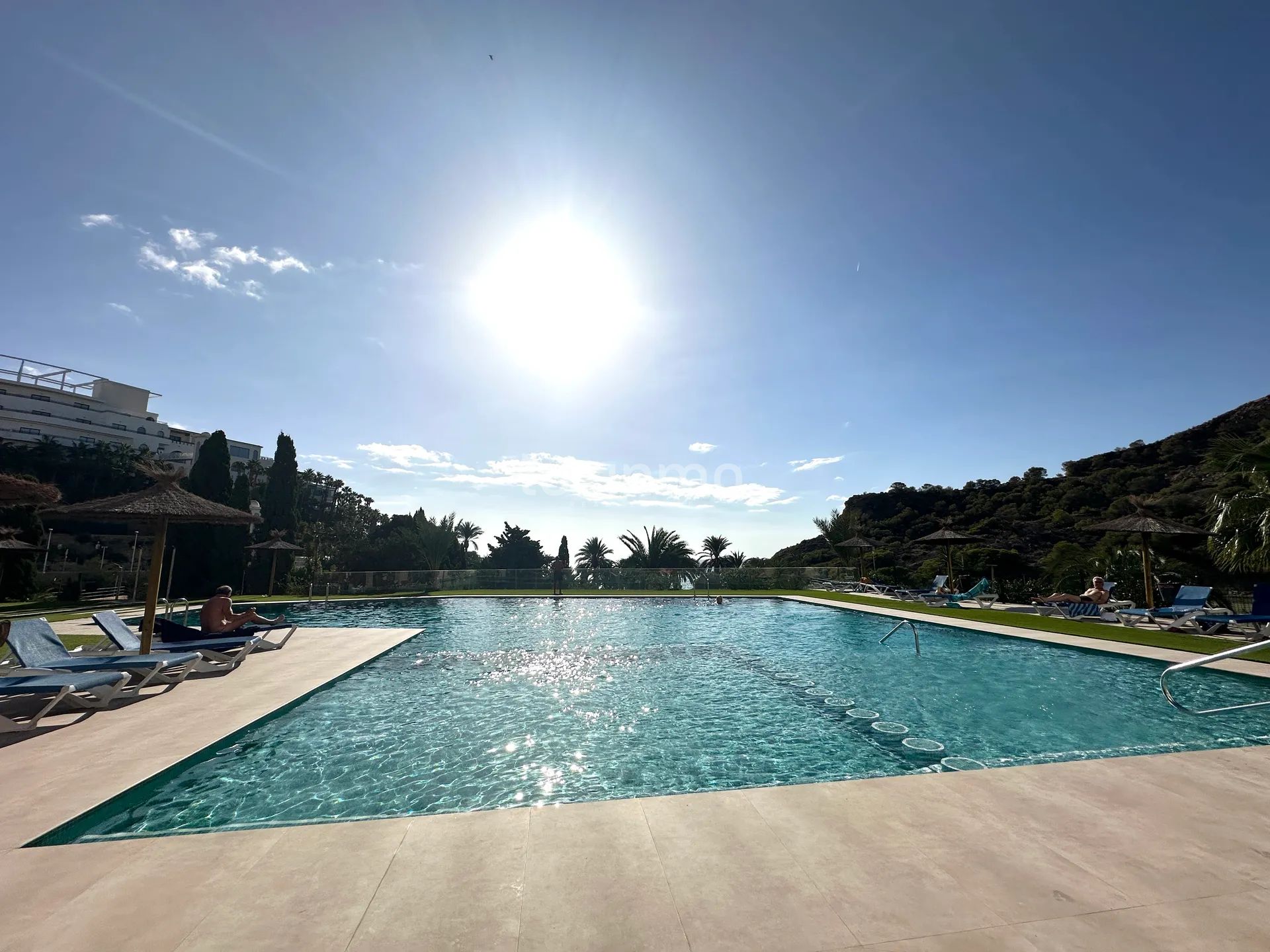 Cozy apartment on first line on the beach for rent — photo 19