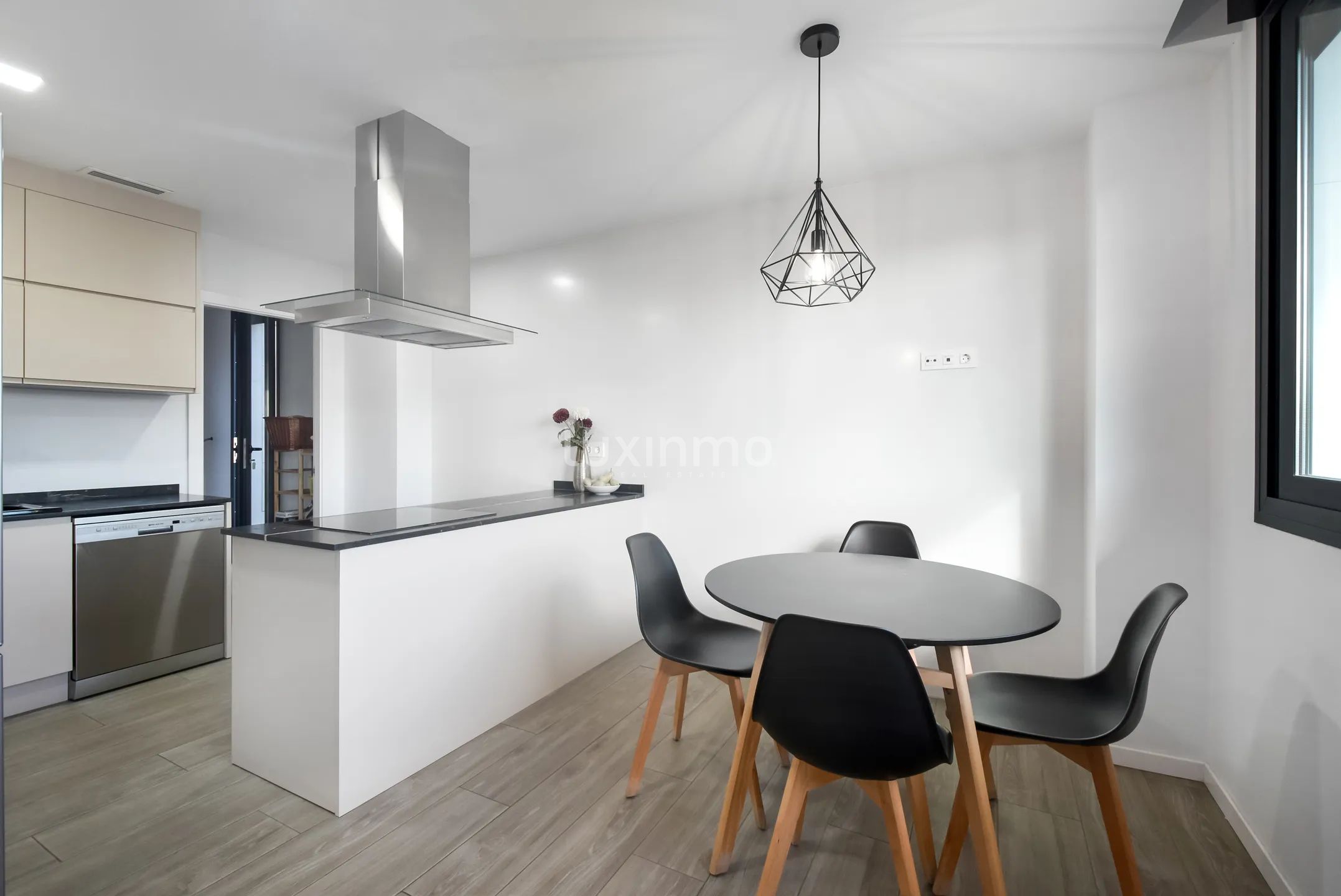 Modern villa on Albufereta beach in Alicante — photo 4