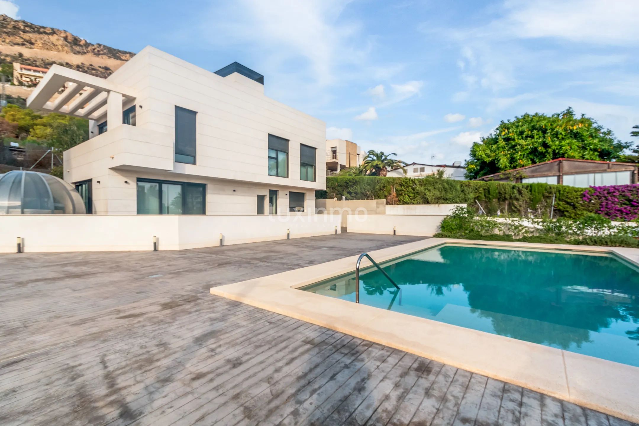 Modern villa on Albufereta beach in Alicante — photo 1