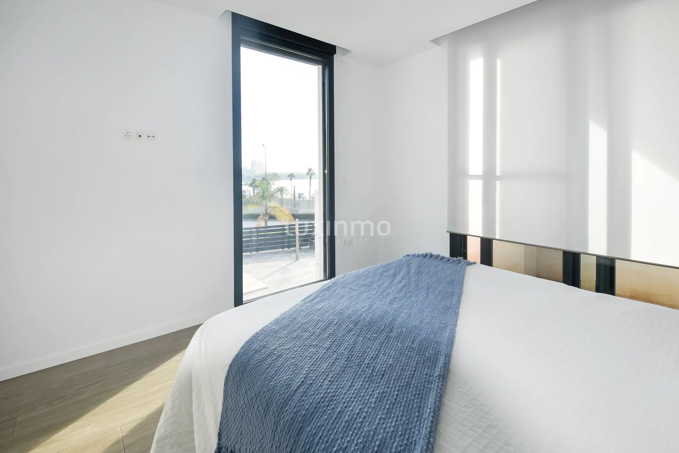 Современная вилла на пляже Альбуферета в Аликанте — photo 9