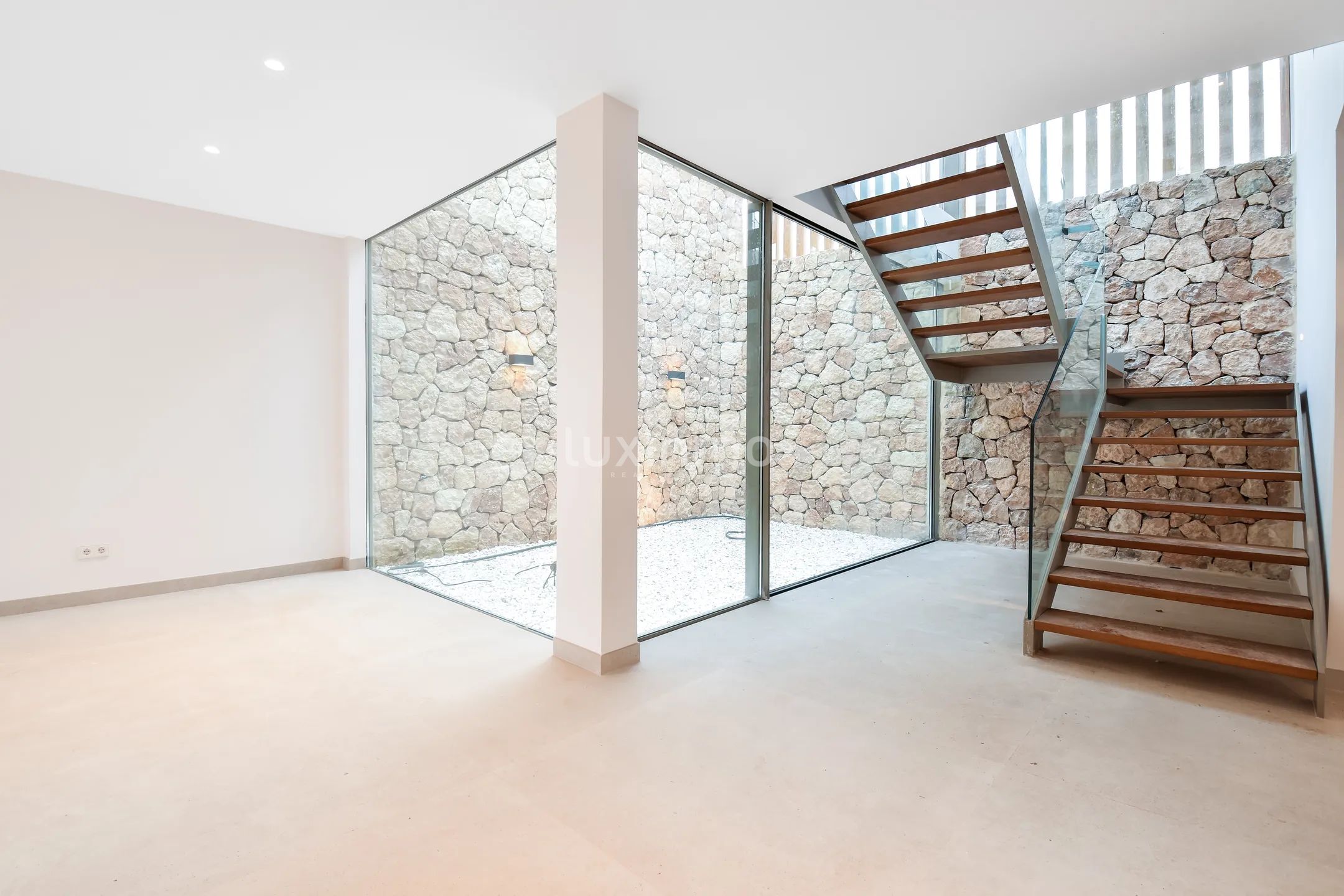 Stunning luxury contemporary villa with sea views in Can Aubarca — photo 33