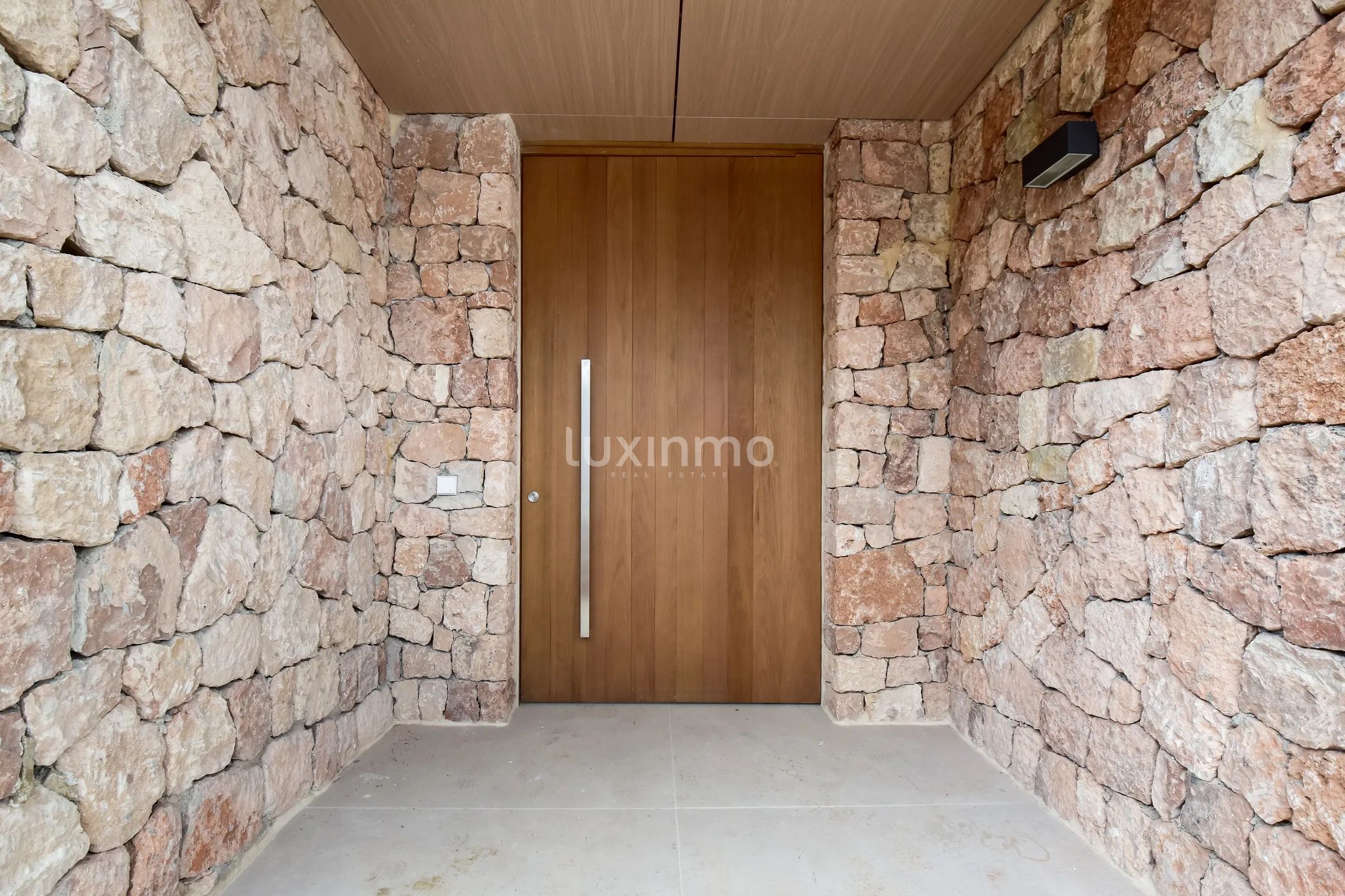 Stunning luxury contemporary villa with sea views in Can Aubarca — photo 15