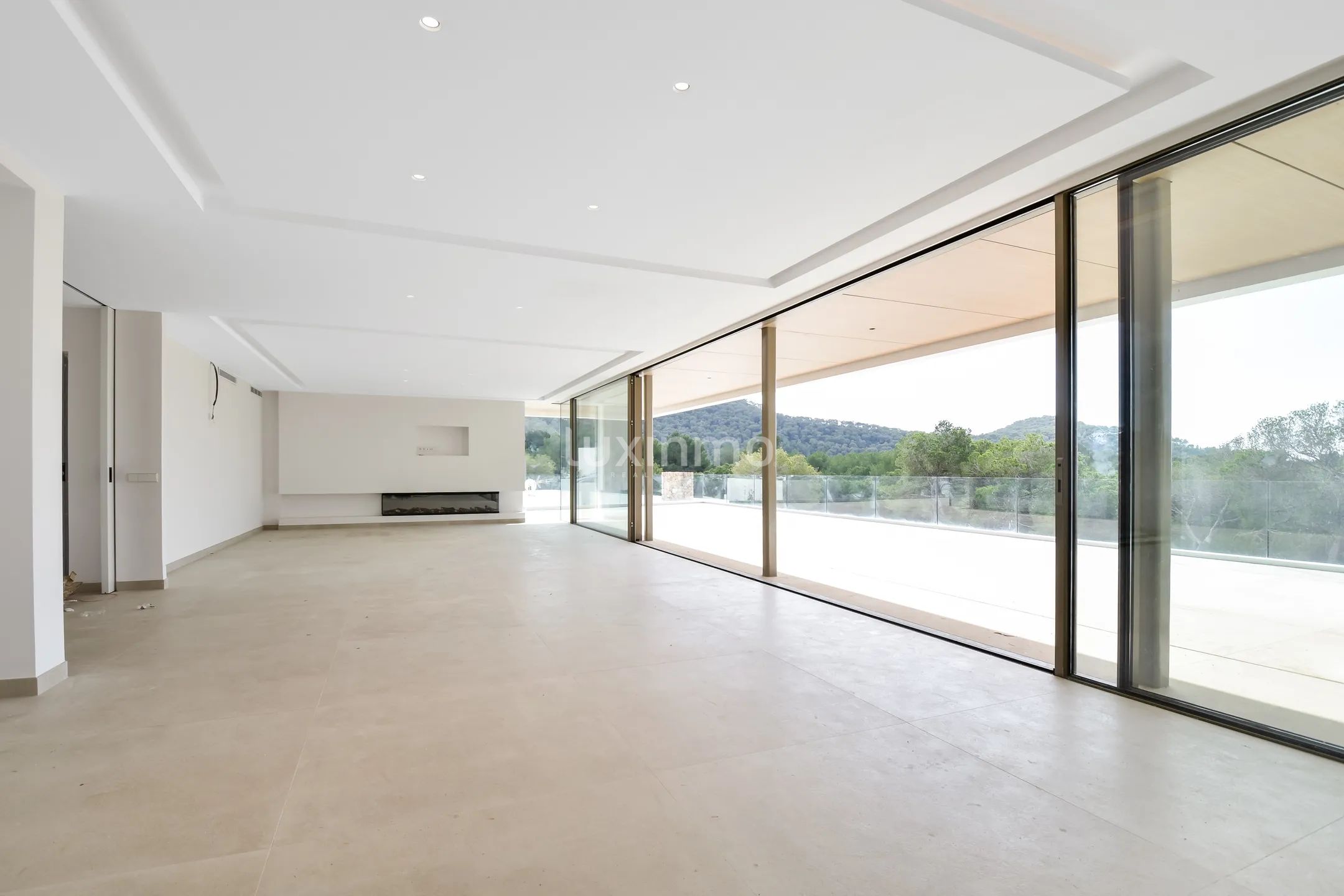 Stunning luxury contemporary villa with sea views in Can Aubarca — photo 18