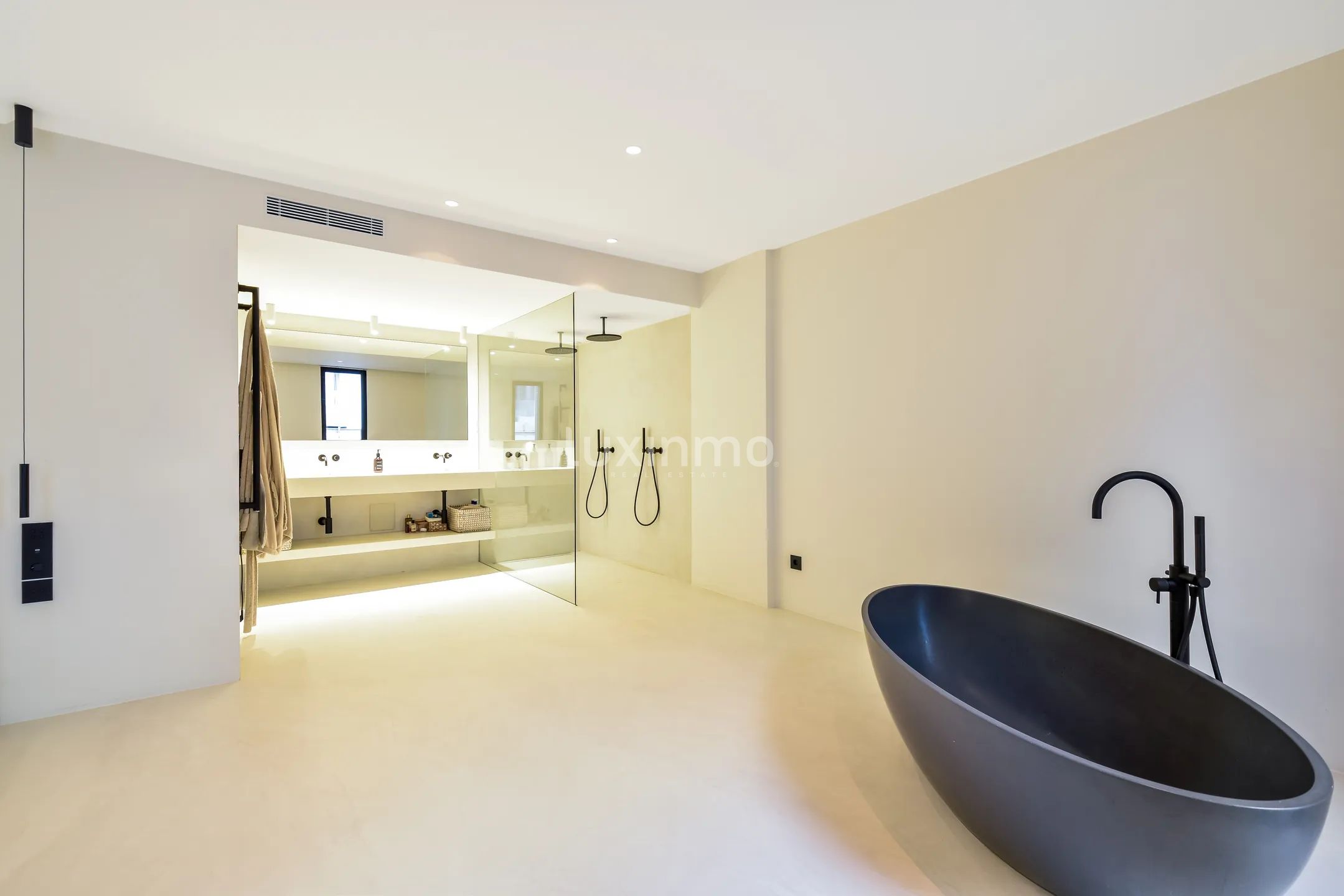 Oszałamiający, nowoczesny apartament z 3 sypialniami i tarasem w Talamance — photo 17