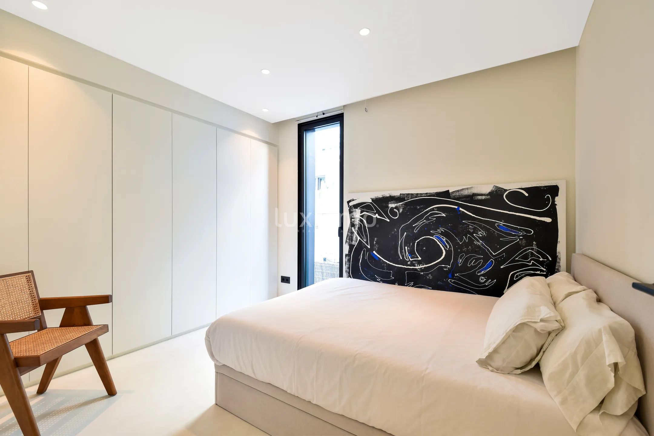 Oszałamiający, nowoczesny apartament z 3 sypialniami i tarasem w Talamance — photo 24