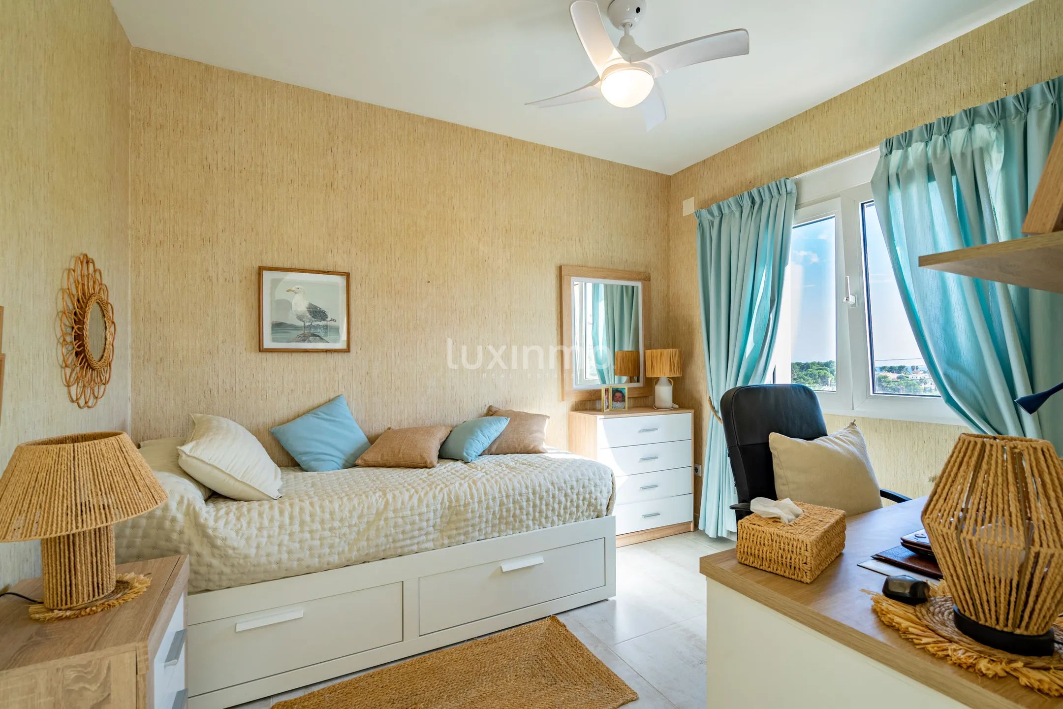 Charmante villa de 4 chambres avec vue sur la mer à Cometa-Carrió — photo 16