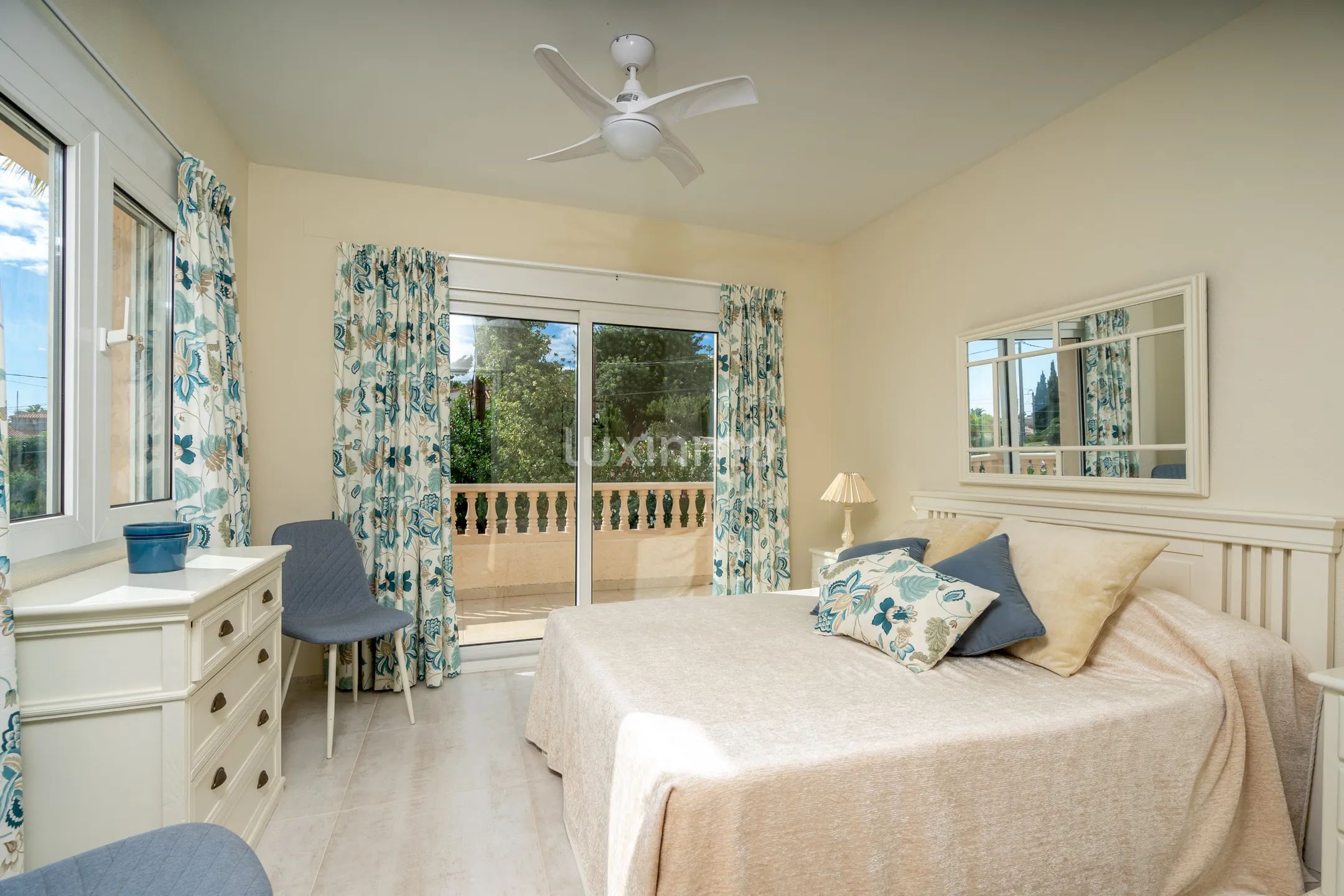 Charmante 4-Schlafzimmer-Villa mit Meerblick in Cometa-Carrió — photo 15