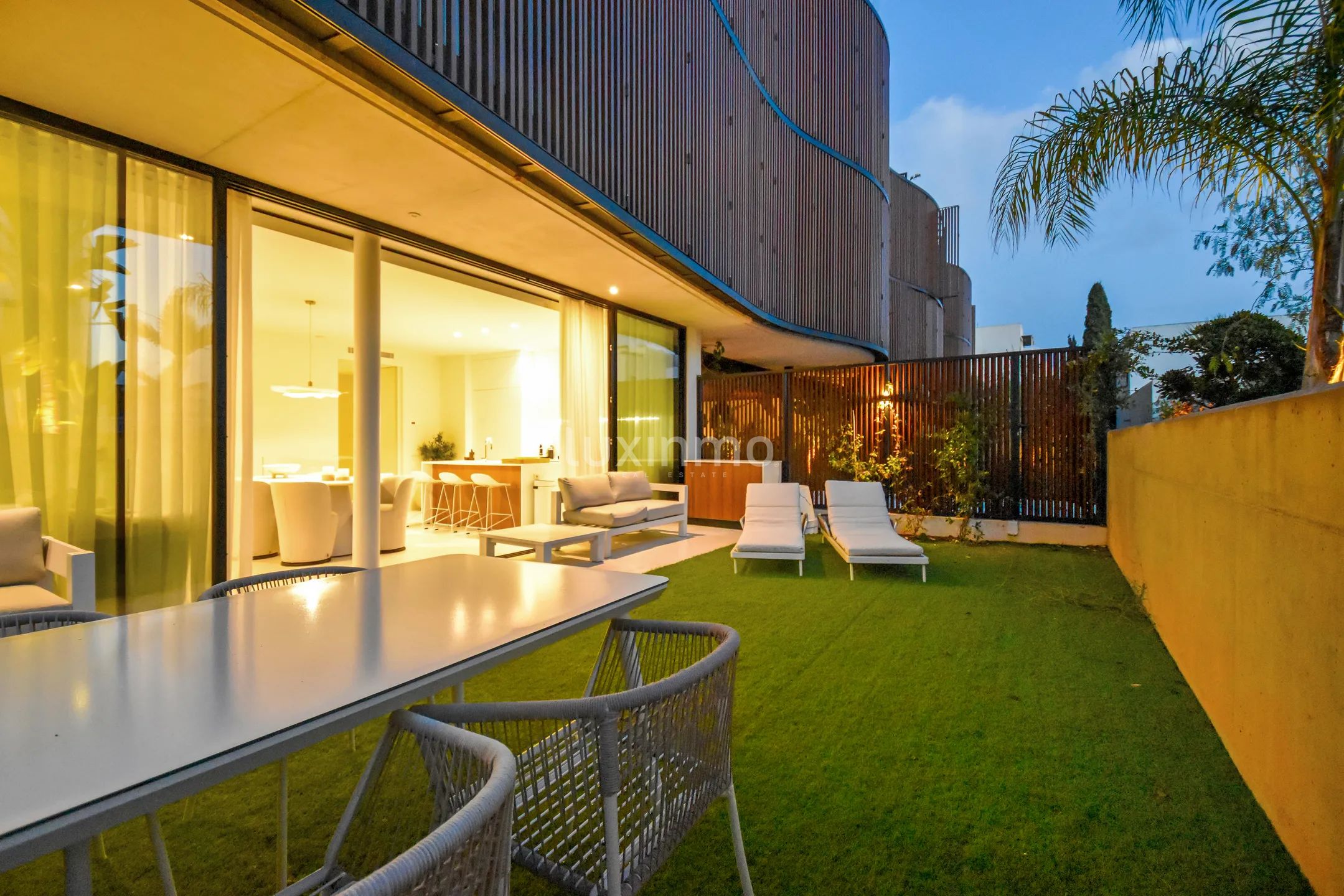 Stunning modern 4-Bedroom ground floor in Talamanca — photo 3