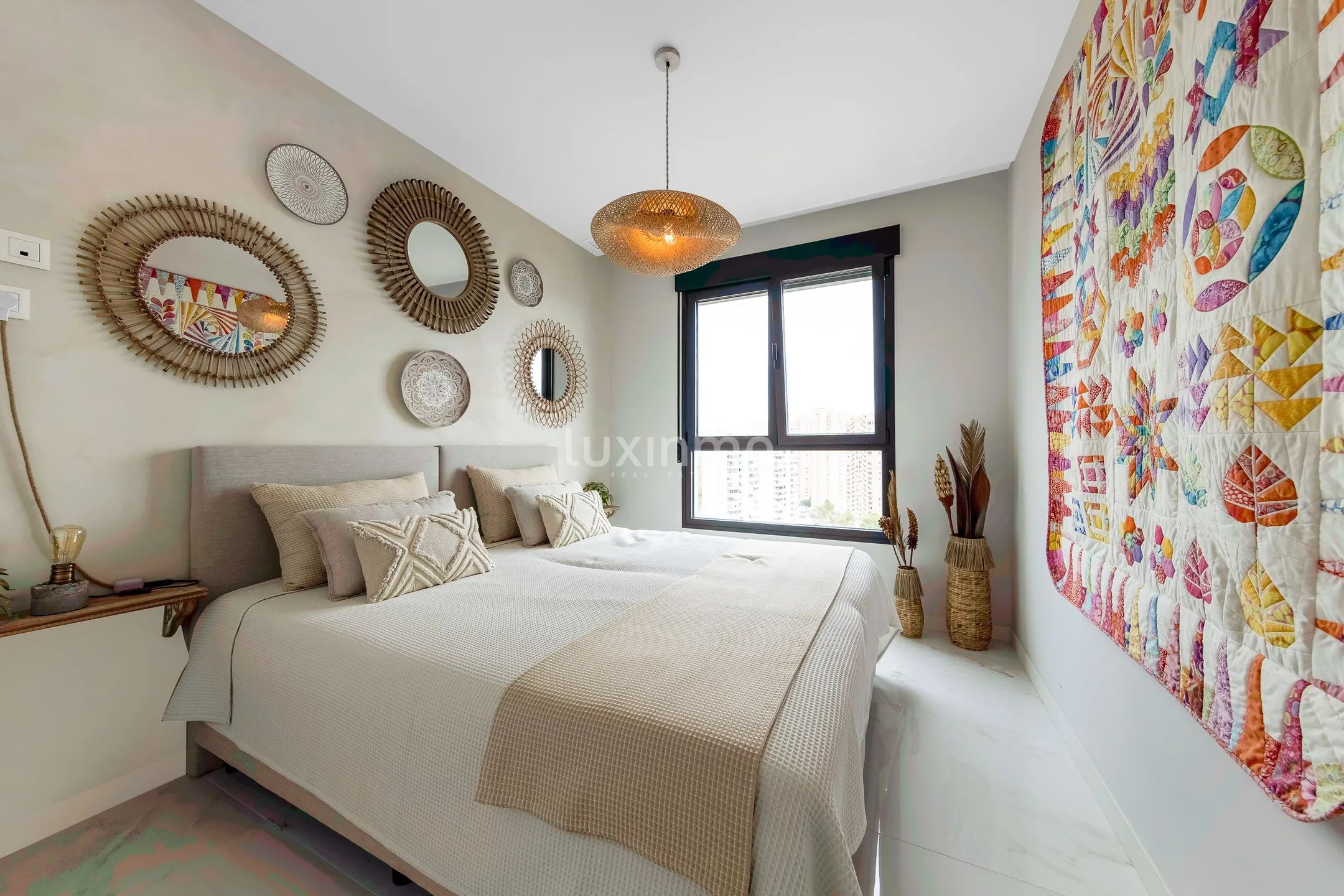 Апартаменты с 3 спальнями на пляже Бенидорма со стеклянными шторами — photo 25