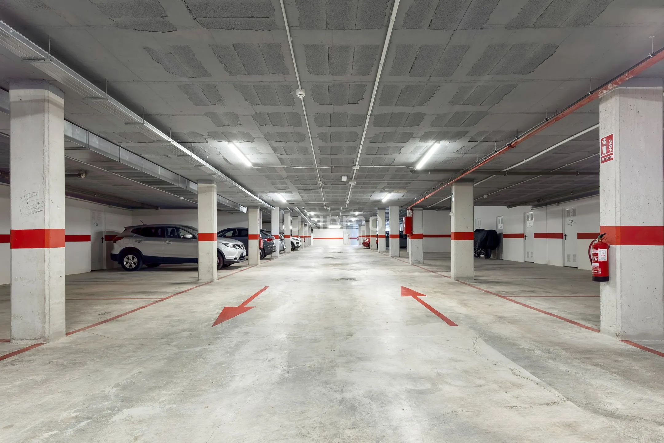 Апартаменты с 3 спальнями на пляже Бенидорма со стеклянными шторами — photo 32