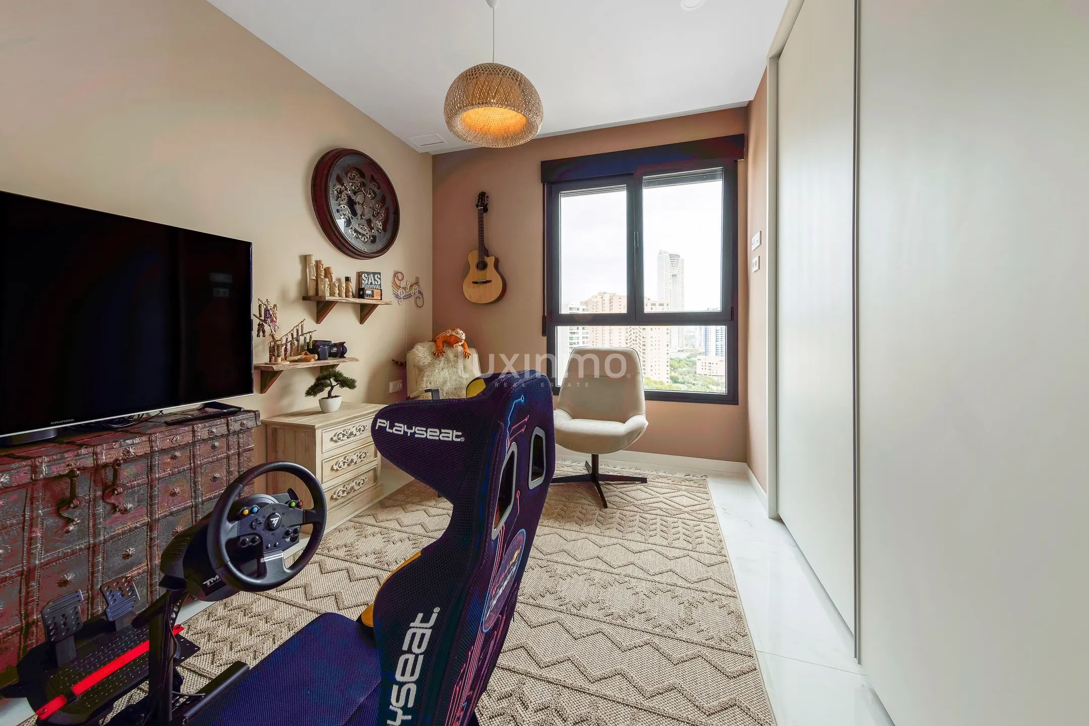 Апартаменты с 3 спальнями на пляже Бенидорма со стеклянными шторами — photo 19