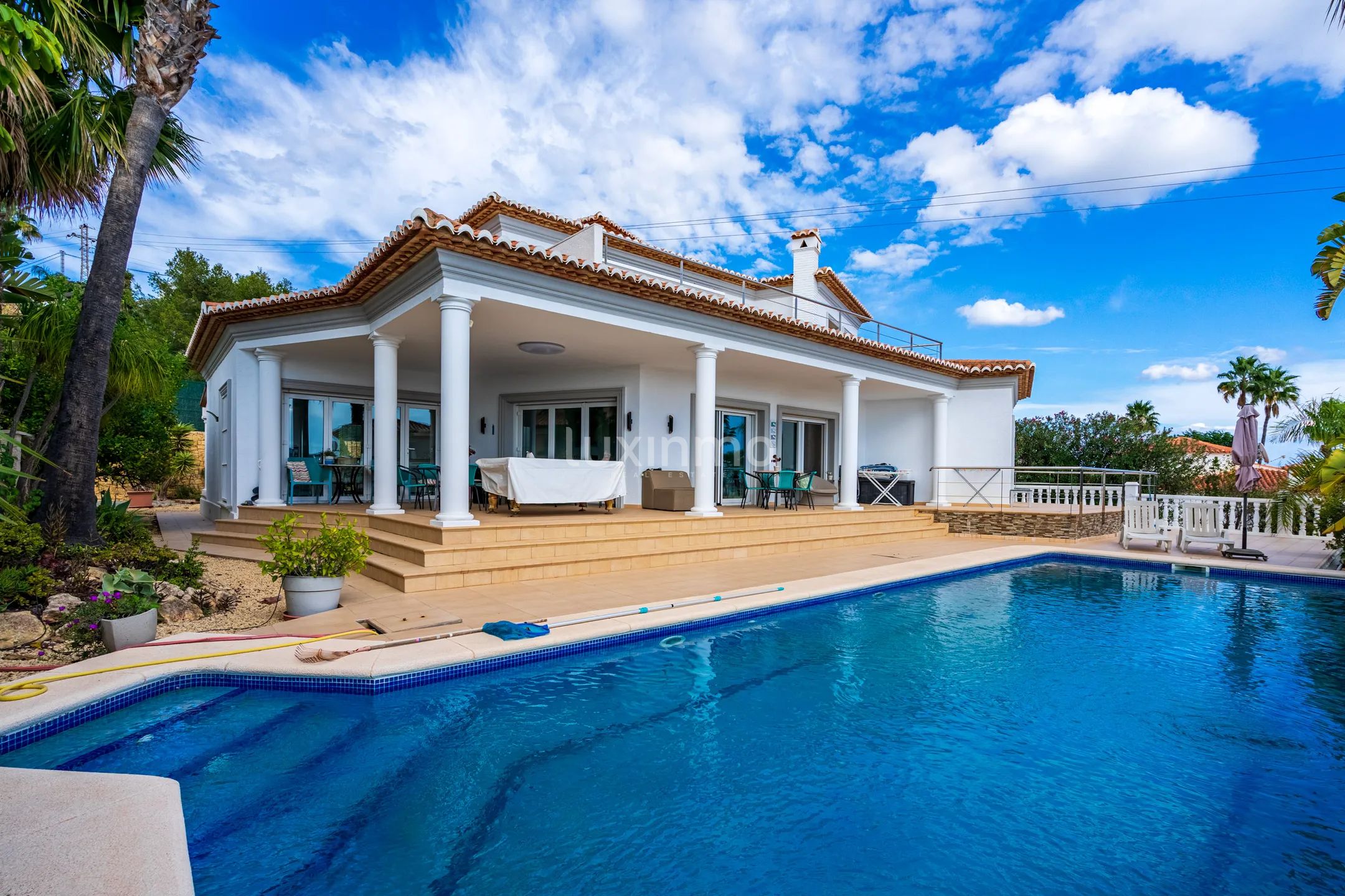 Villa in best location with sea views and amazing sunsets — photo 1