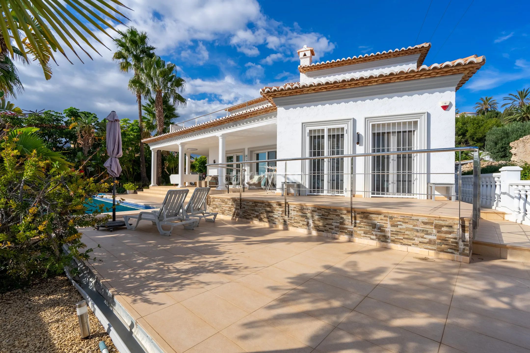 Villa in best location with sea views and amazing sunsets — photo 27