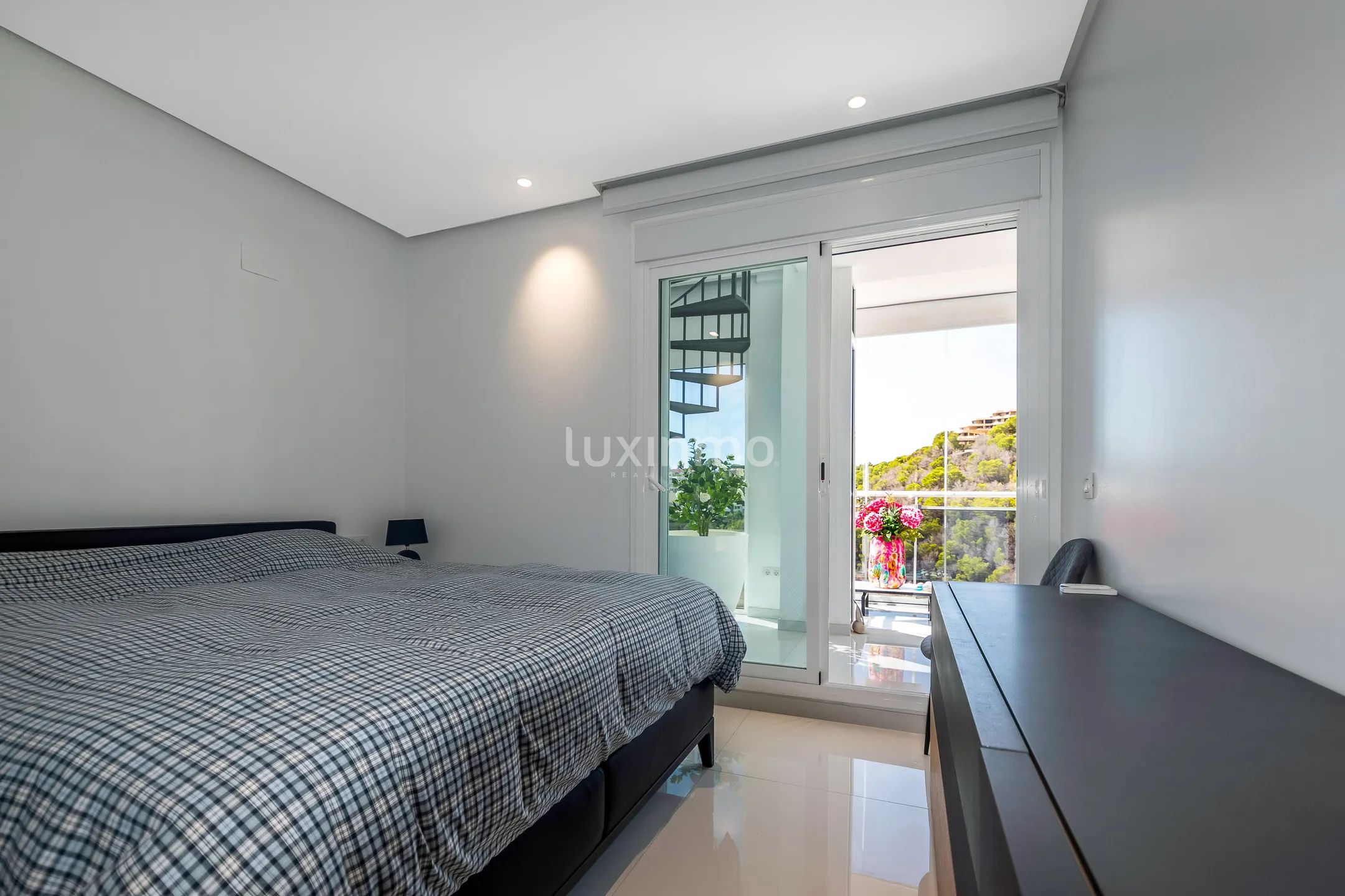 Lägenhet med havsutsikt att hyra i Altea Hills — photo 11