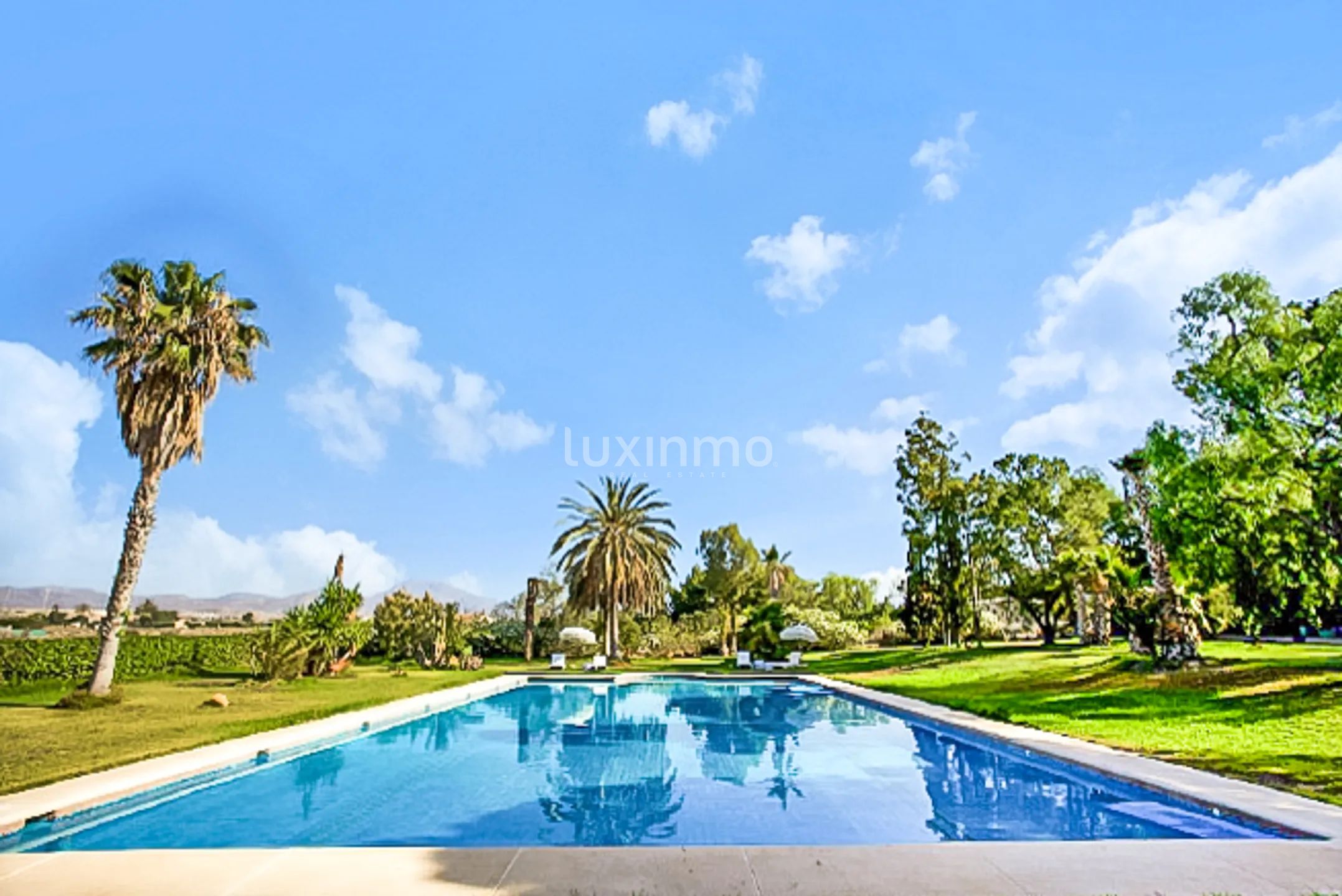 Wolnostojąca willa z działką w Mutxamell — photo 37