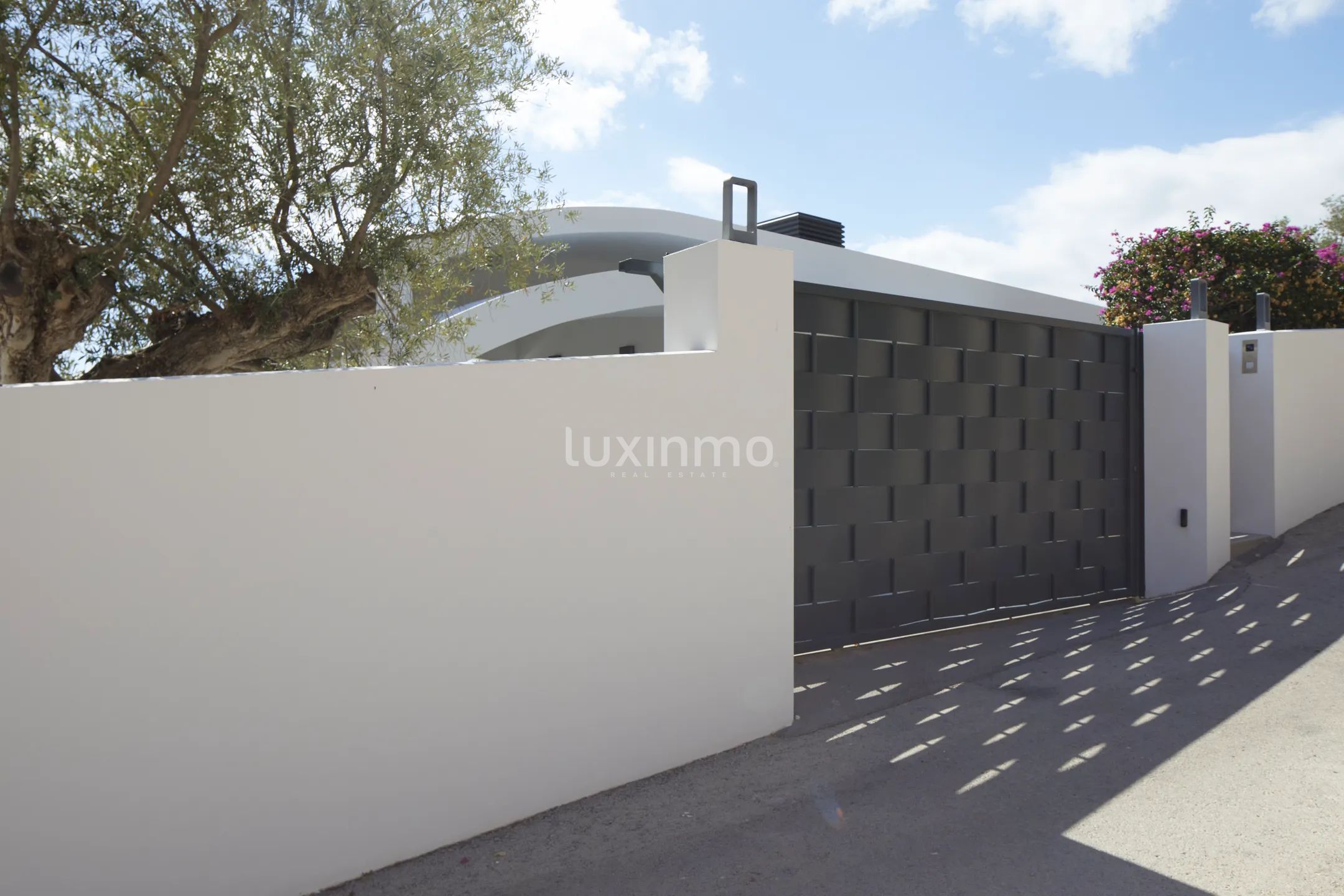 Designvilla till salu i El Portet Moraira med panoramautsikt över havet — photo 9